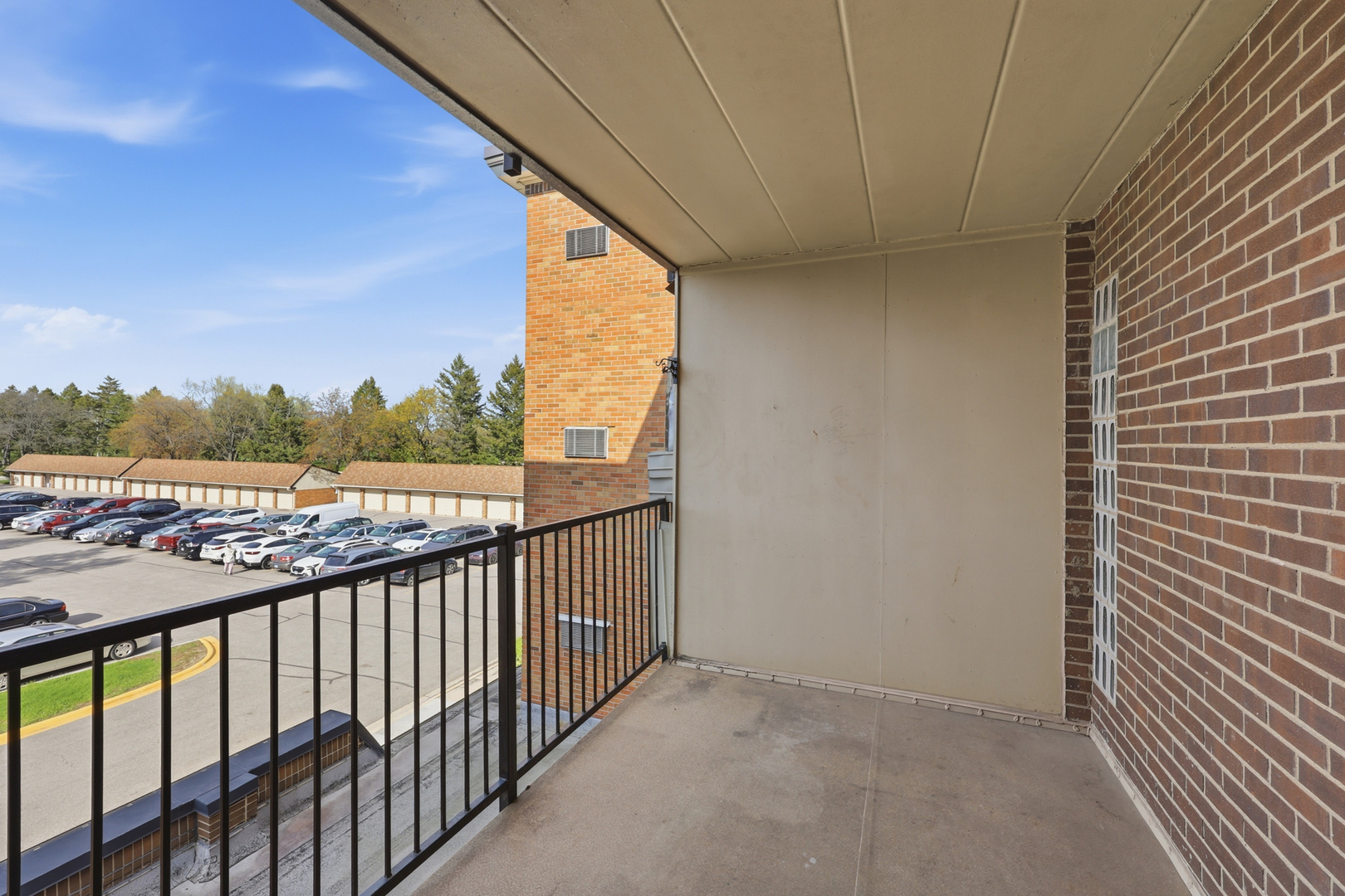 1216 S New Wilke Road #307, Arlington Heights, IL 60005