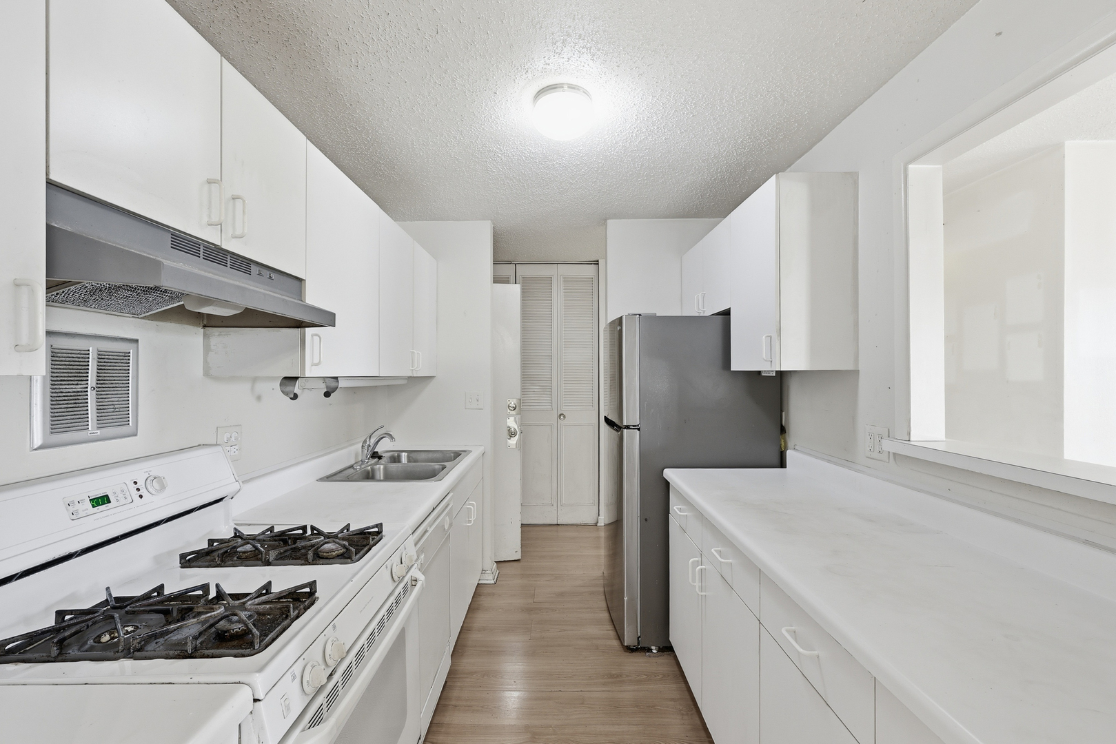 1216 S New Wilke Road #307, Arlington Heights, IL 60005