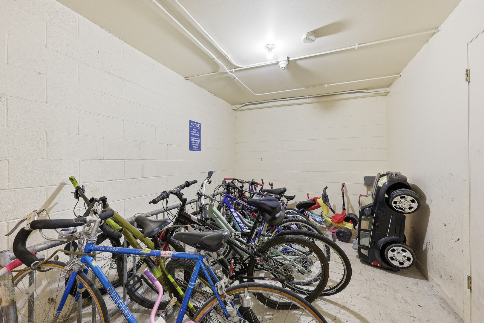 1216 S New Wilke Road #307, Arlington Heights, IL 60005