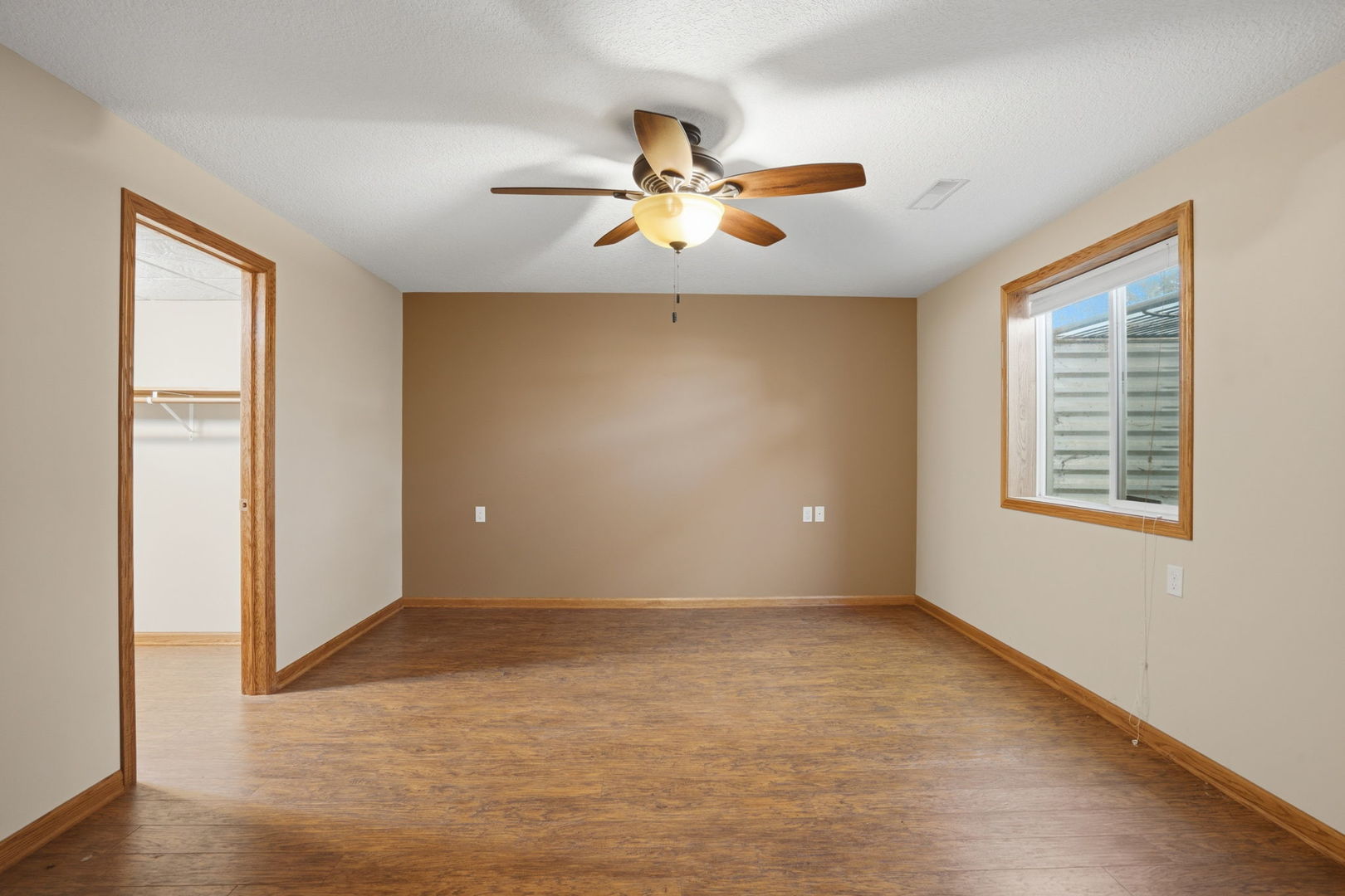 304 E Lauretta Street, Blue Grass, IA 52726