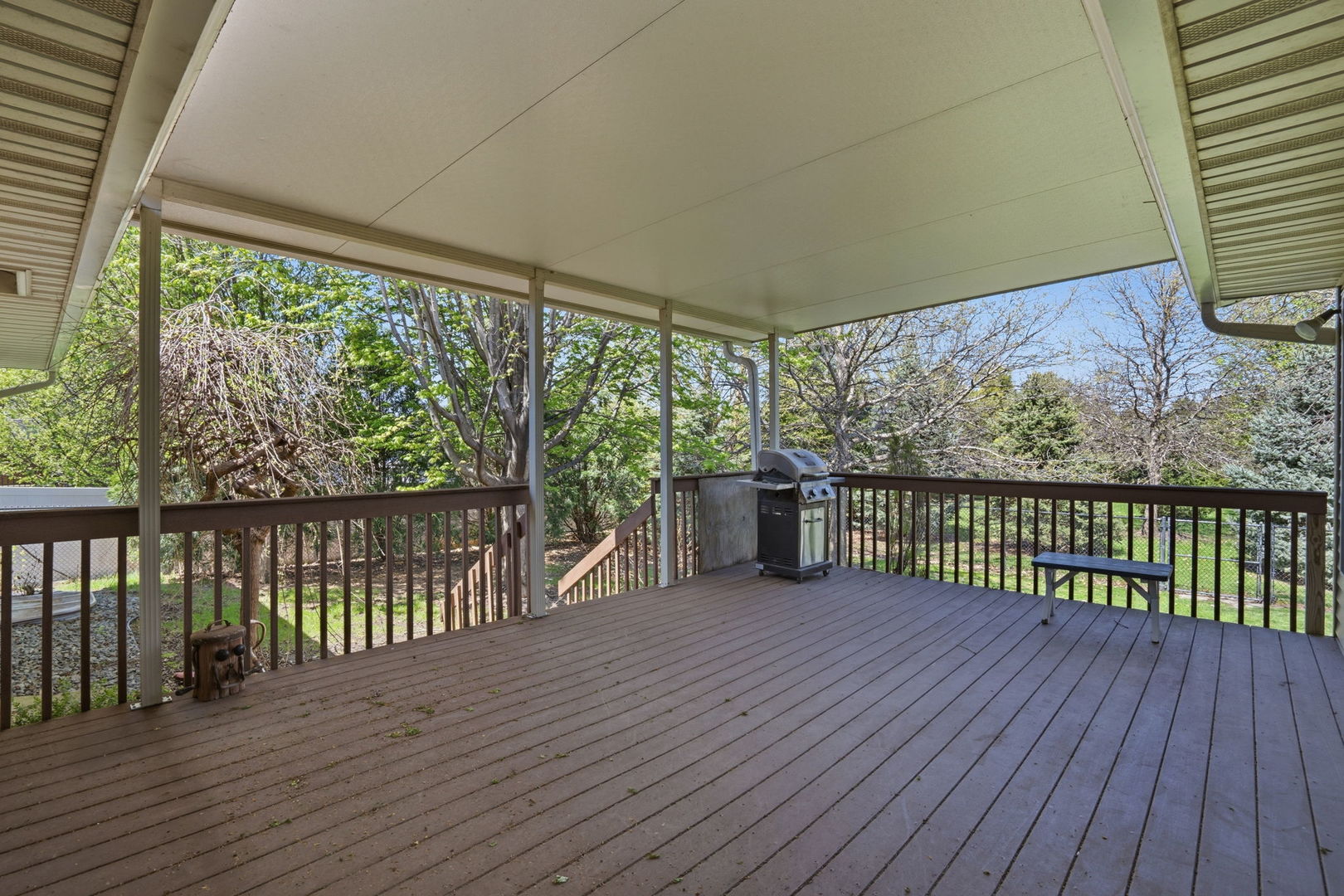 304 E Lauretta Street, Blue Grass, IA 52726