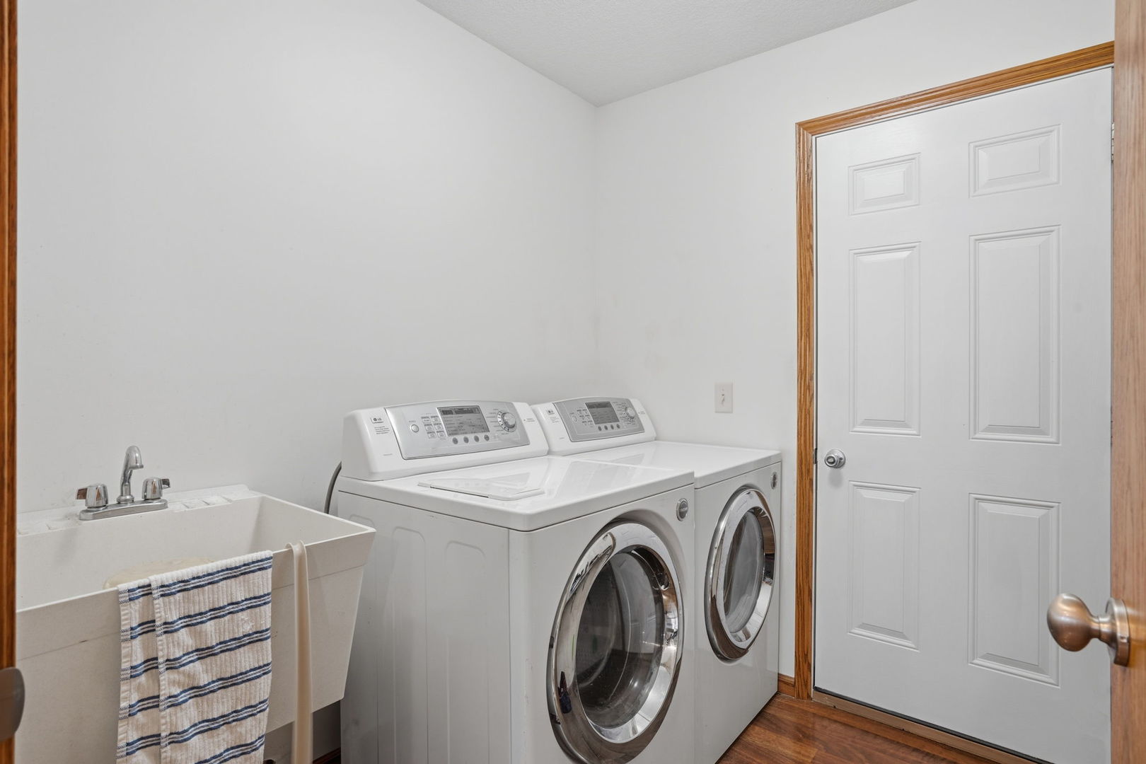 304 E Lauretta Street, Blue Grass, IA 52726