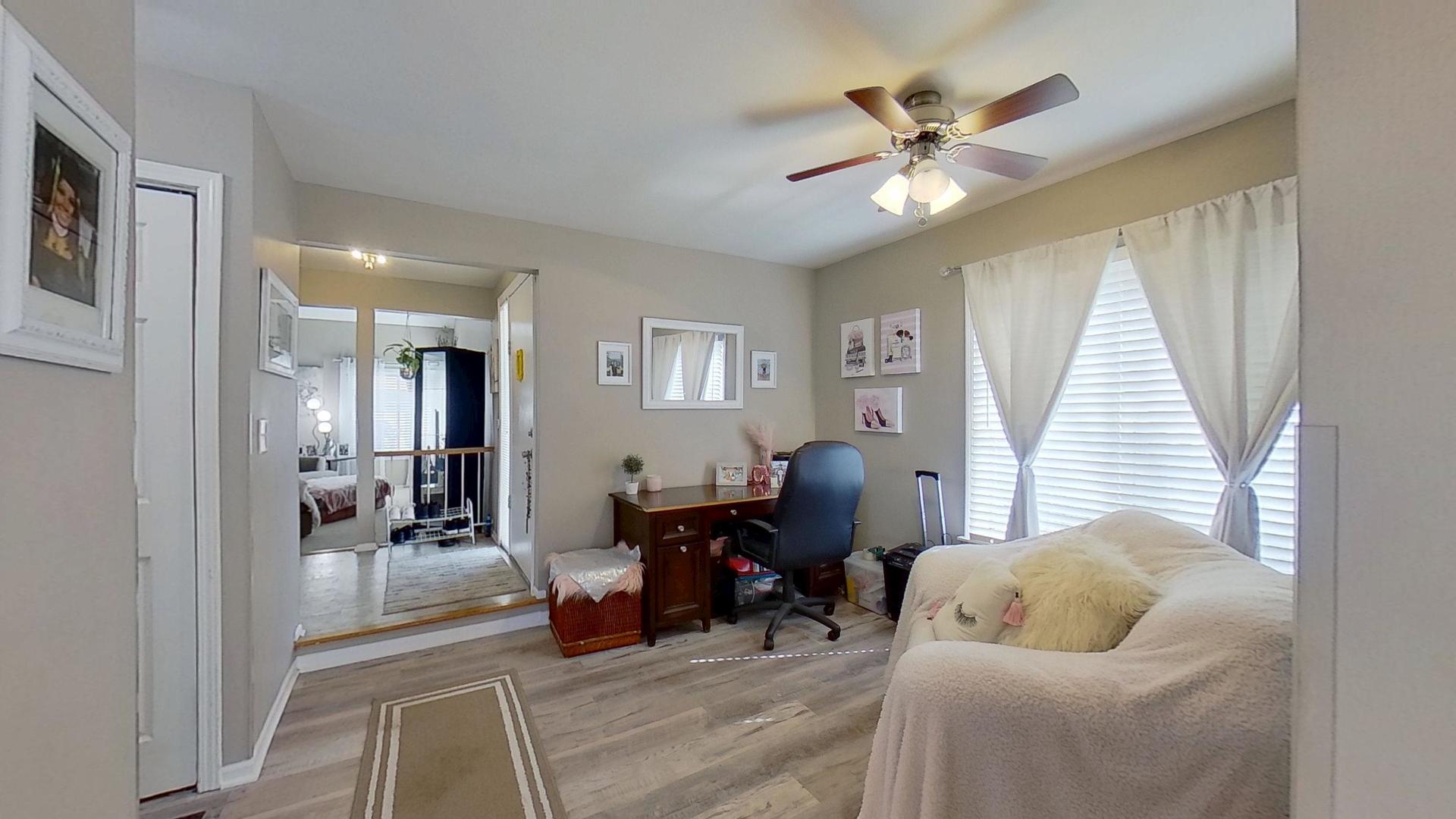 772 Colorado Court #772, Carol Stream, IL 60188