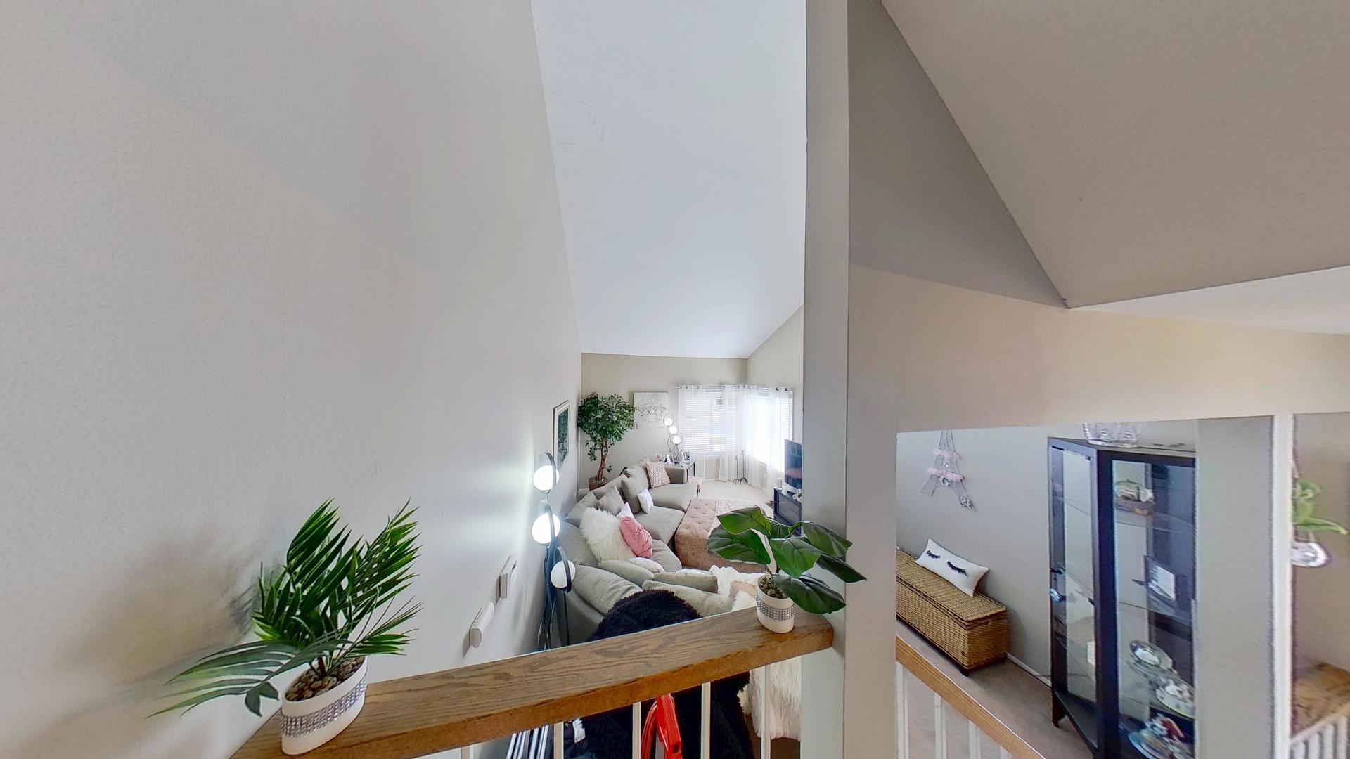 772 Colorado Court #772, Carol Stream, IL 60188