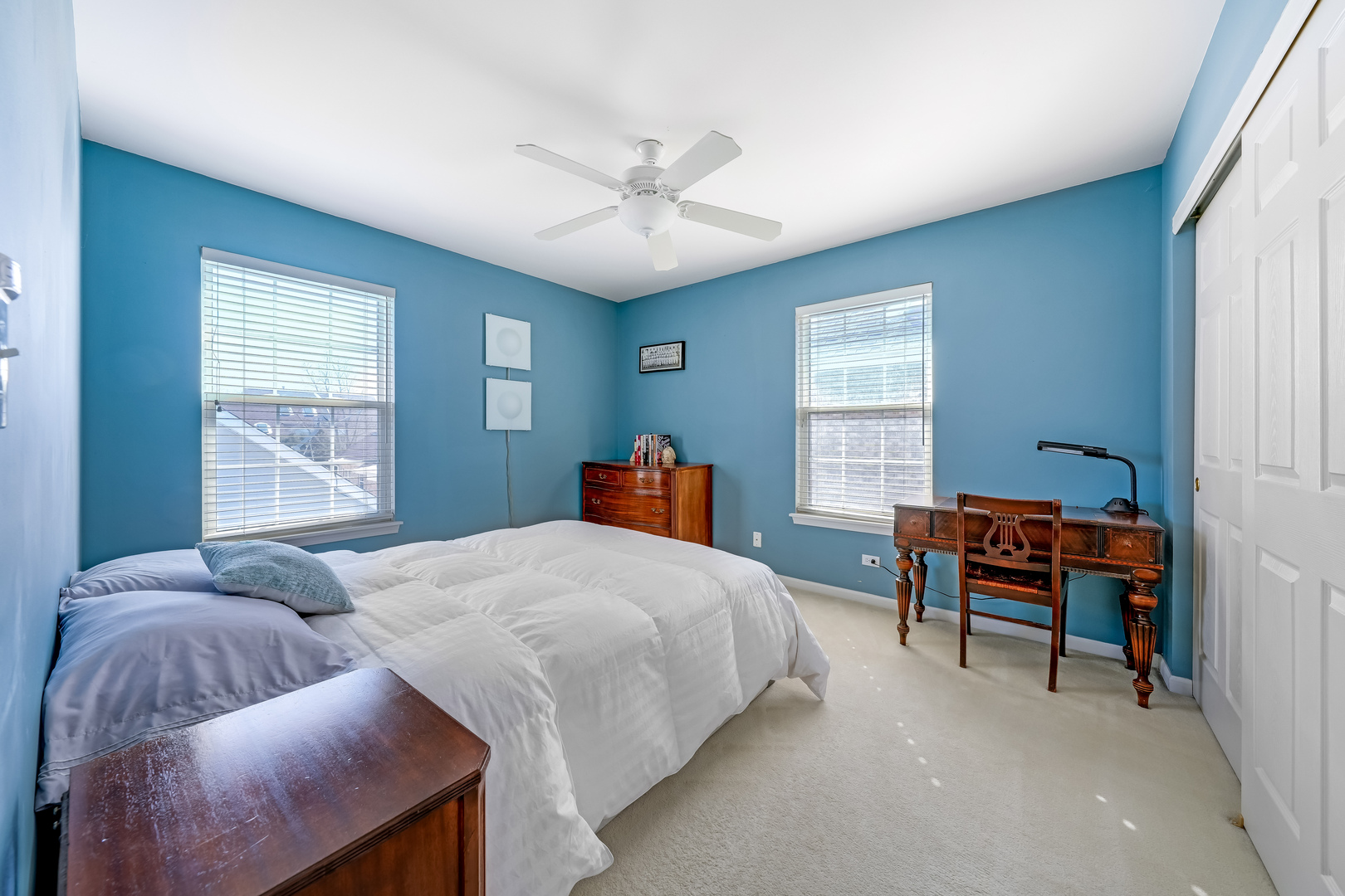 1713 Astor Avenue, Oakbrook Terrace, IL 60181