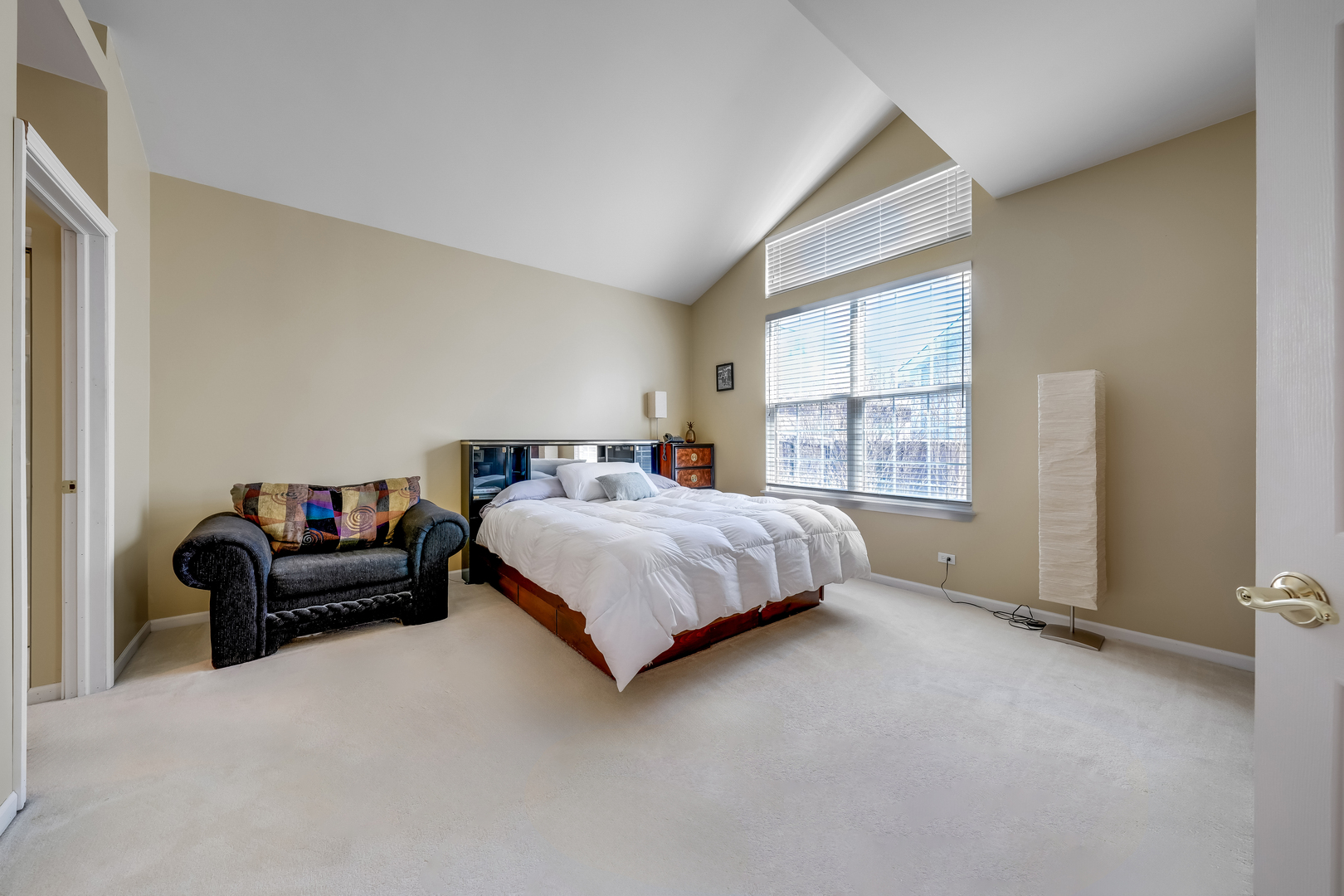 1713 Astor Avenue, Oakbrook Terrace, IL 60181