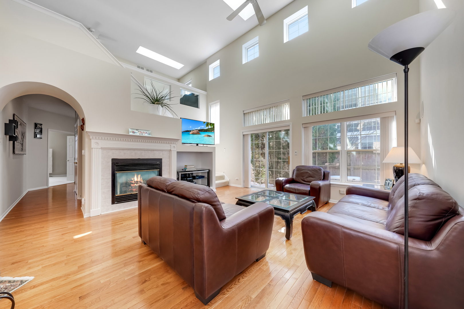 1713 Astor Avenue, Oakbrook Terrace, IL 60181