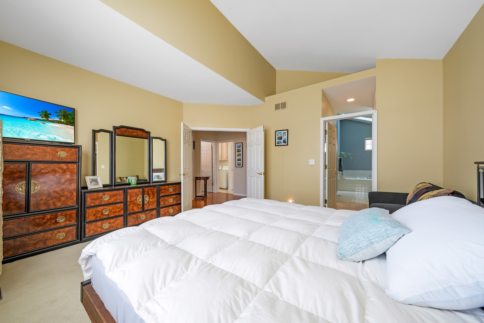 1713 Astor Avenue, Oakbrook Terrace, IL 60181