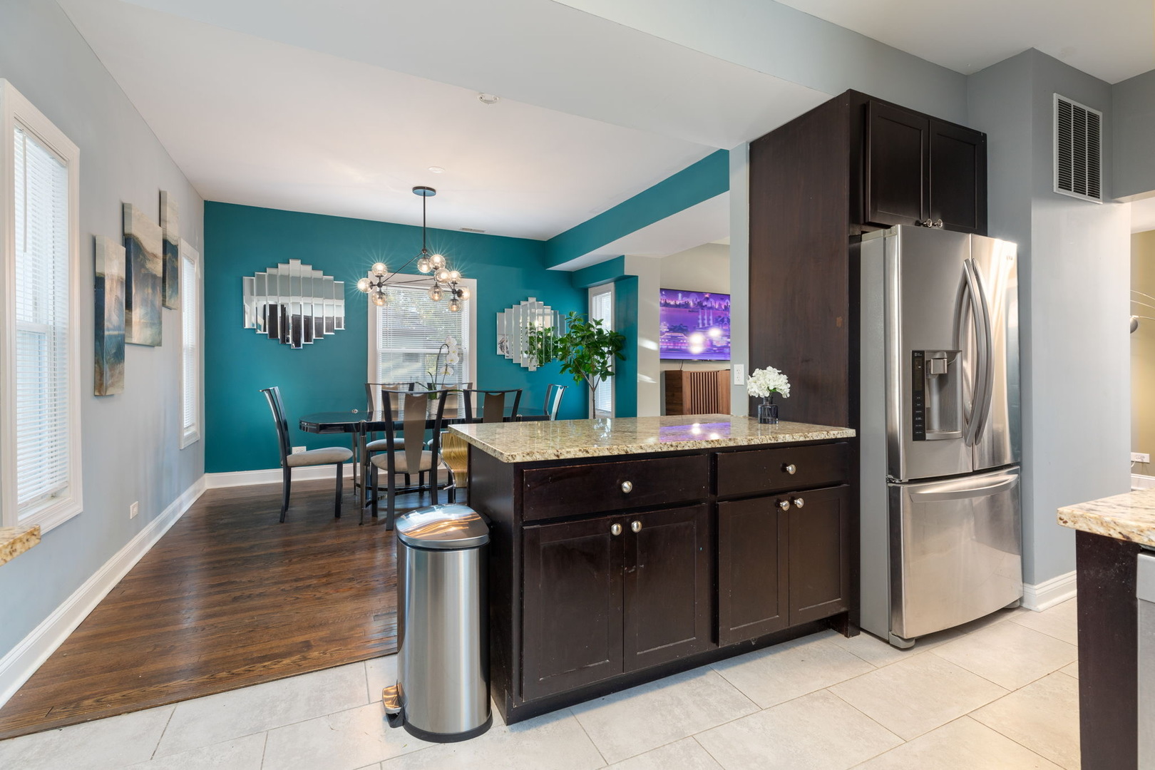 1617 S 4th Avenue, Maywood, IL 60153