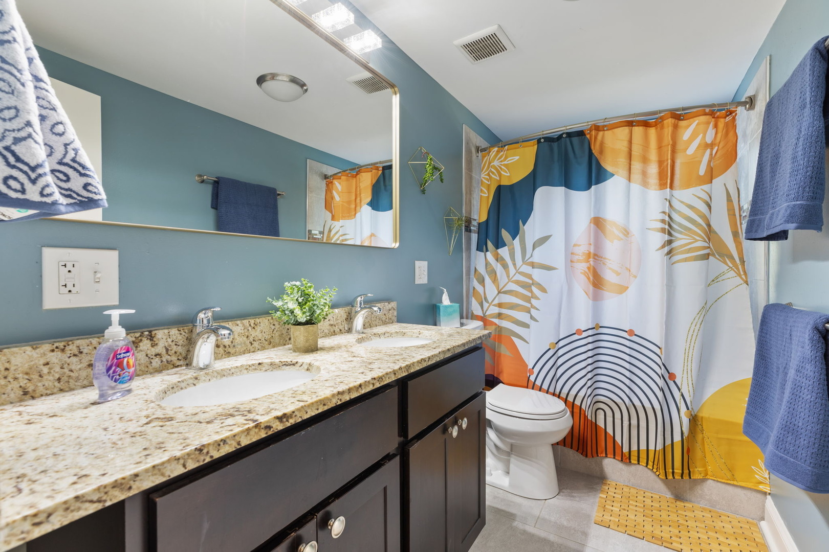 1617 S 4th Avenue, Maywood, IL 60153