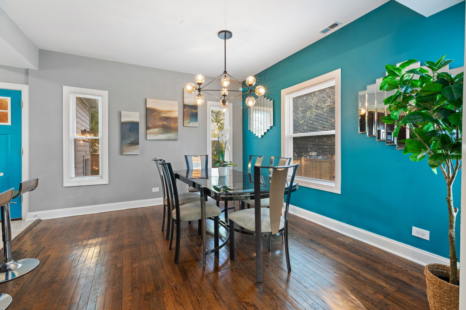 1617 S 4th Avenue, Maywood, IL 60153