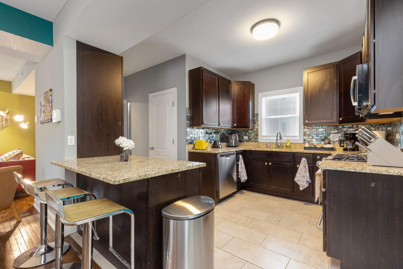 1617 S 4th Avenue, Maywood, IL 60153