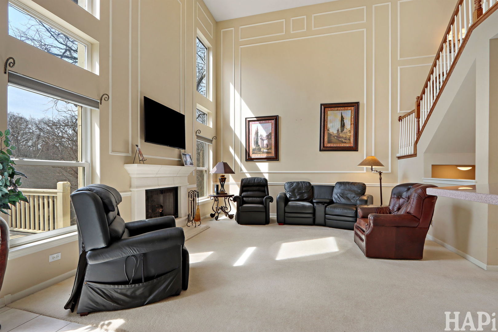 1419 White Oak Lane, Woodstock, IL 60098