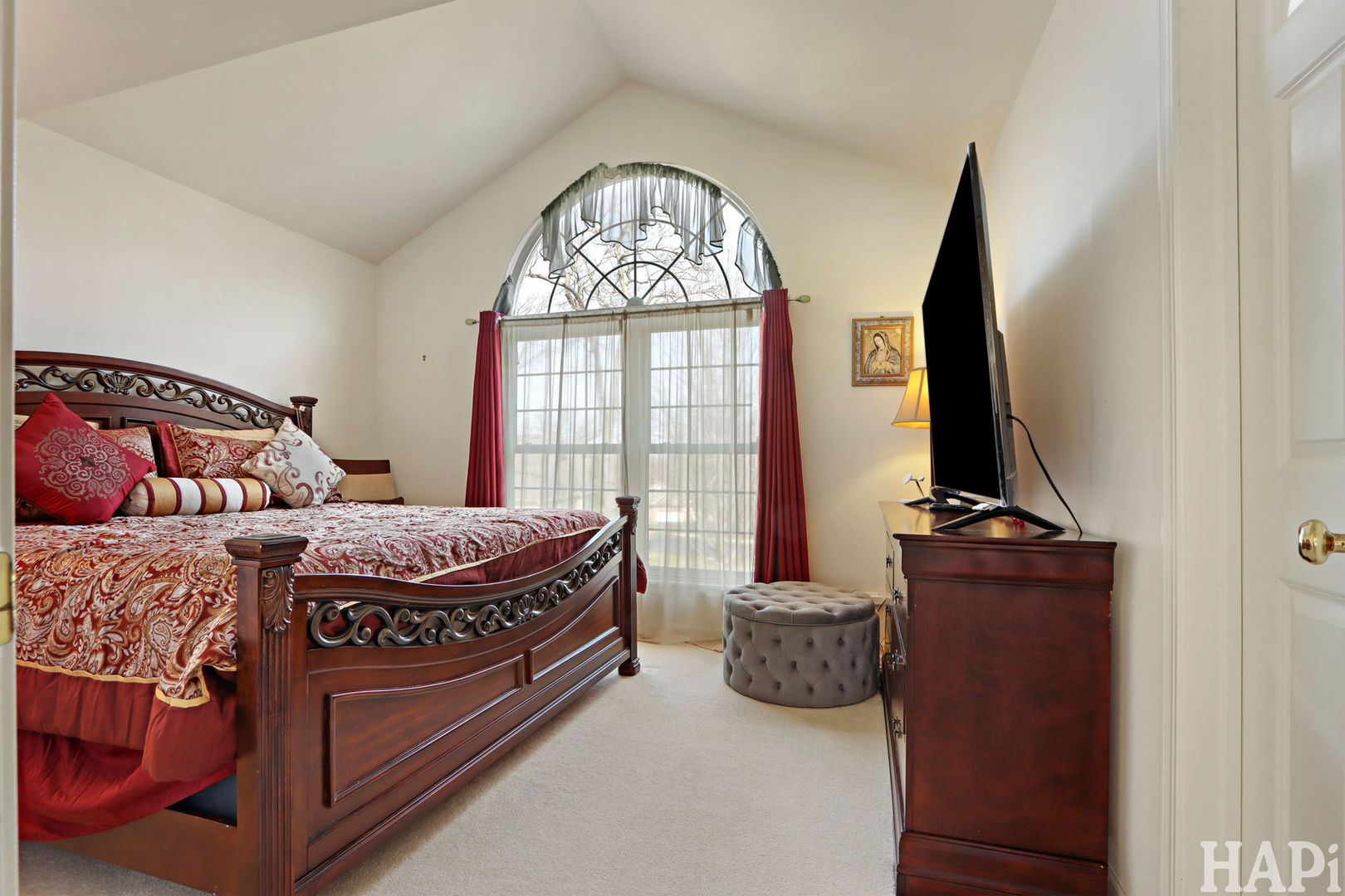 1419 White Oak Lane, Woodstock, IL 60098