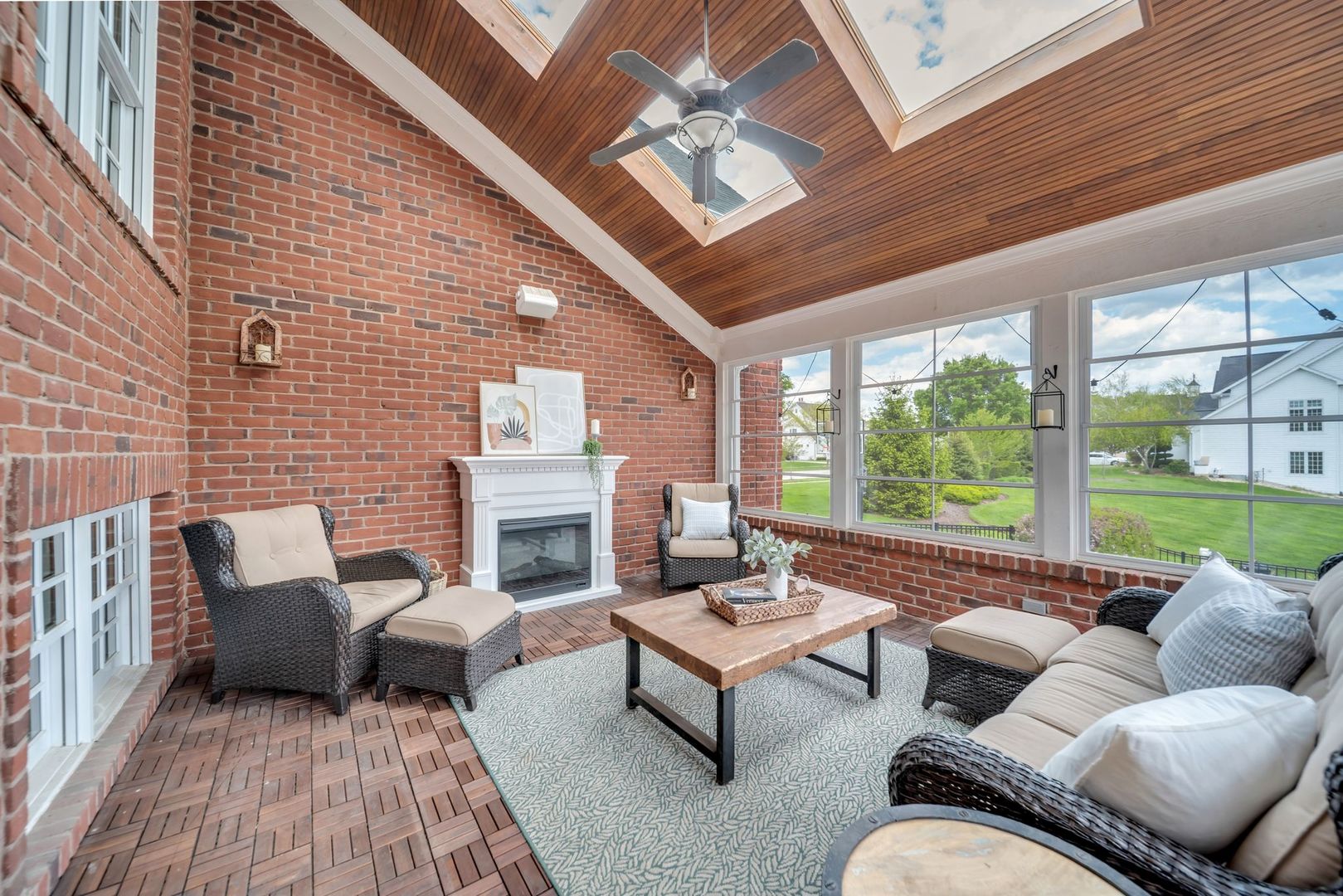 1753 Hannaford Drive, Sugar Grove, IL 60554