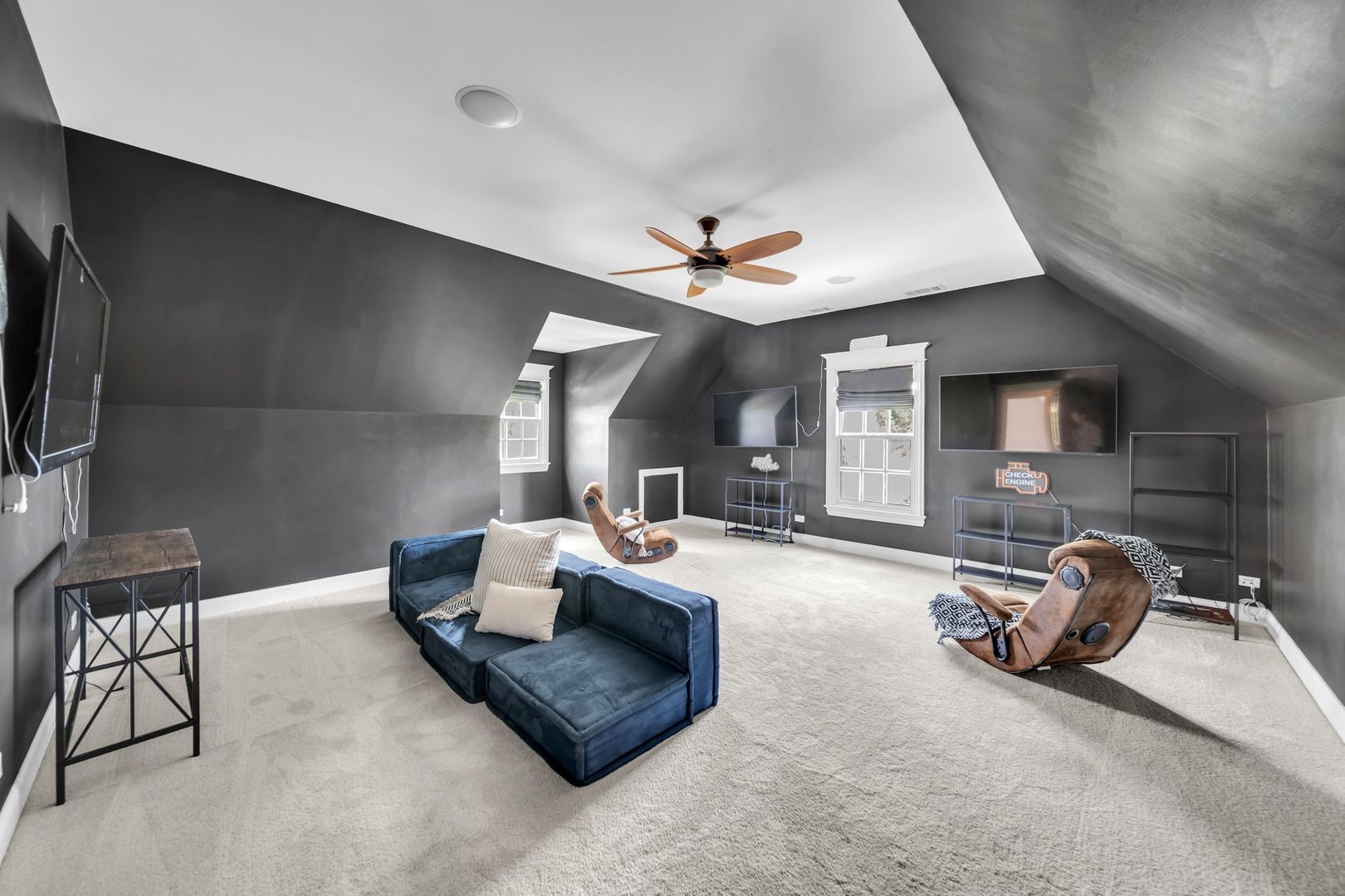 1753 Hannaford Drive, Sugar Grove, IL 60554