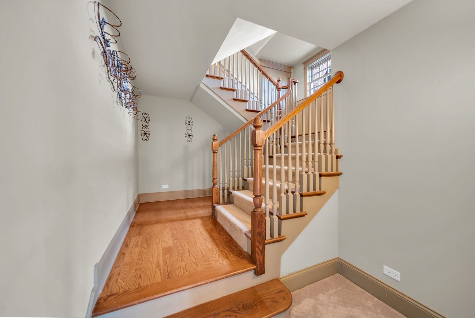 1753 Hannaford Drive, Sugar Grove, IL 60554