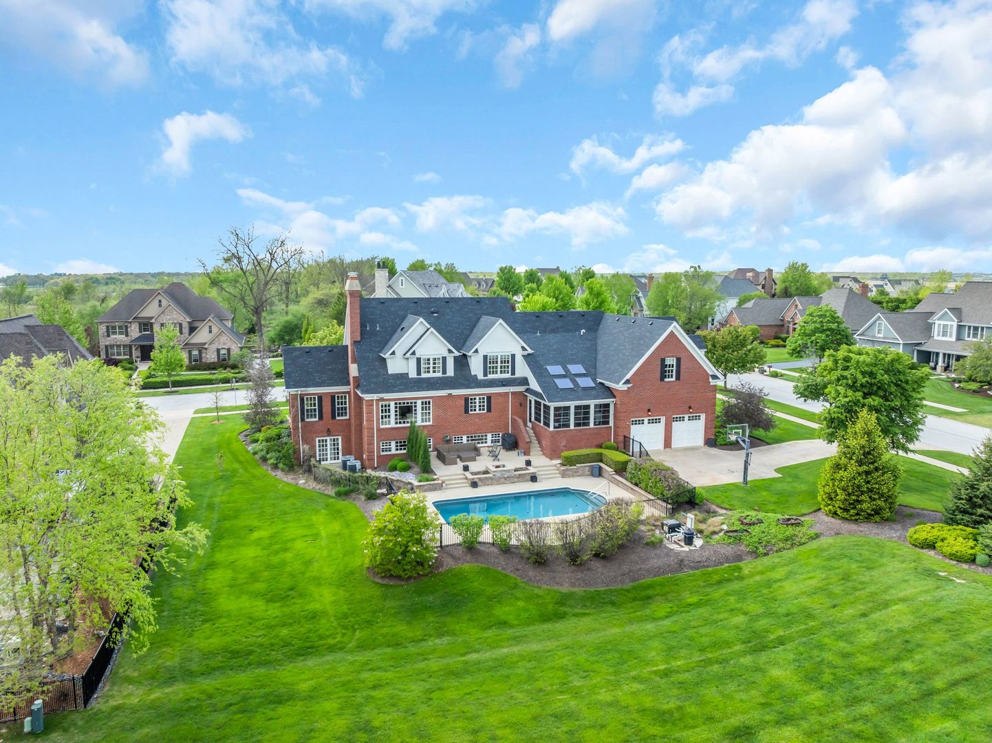 1753 Hannaford Drive, Sugar Grove, IL 60554