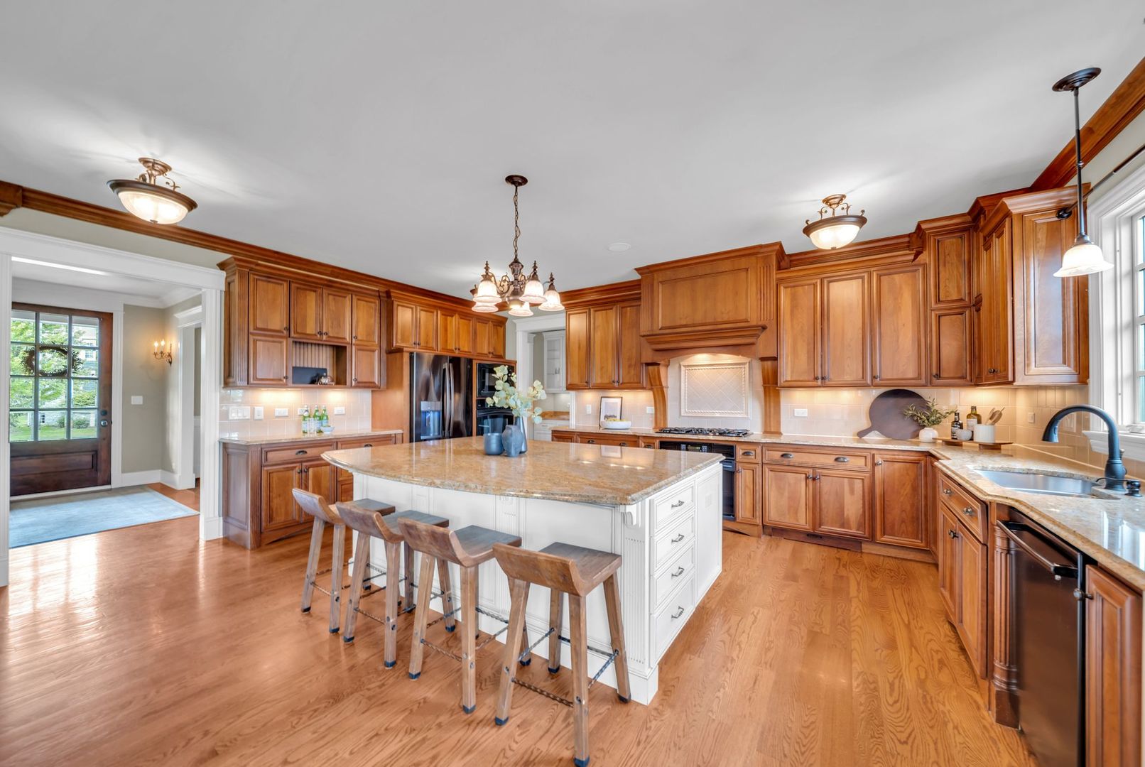 1753 Hannaford Drive, Sugar Grove, IL 60554