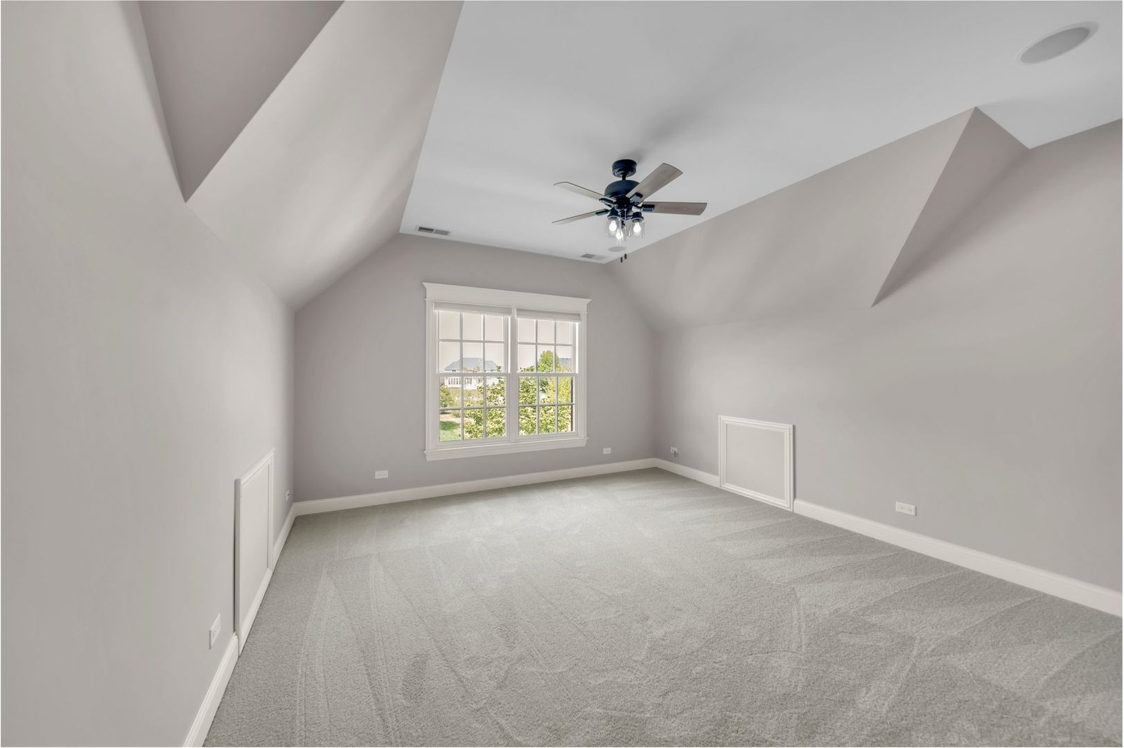 1753 Hannaford Drive, Sugar Grove, IL 60554