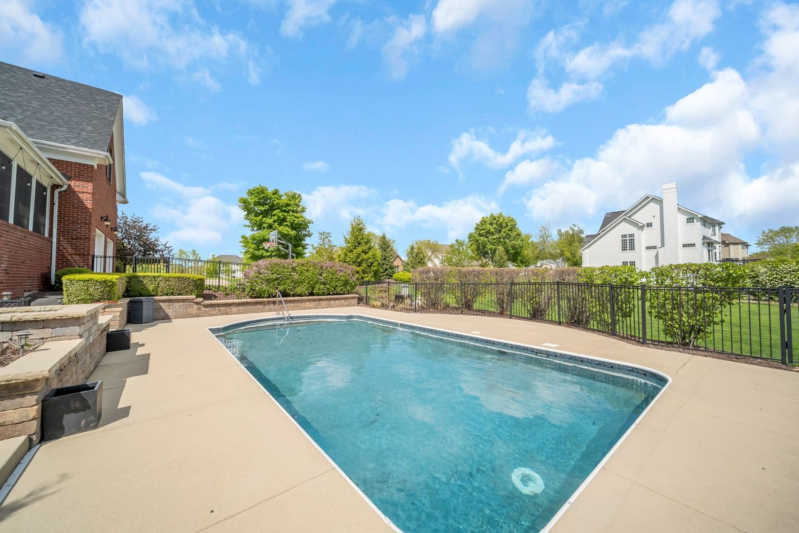 1753 Hannaford Drive, Sugar Grove, IL 60554