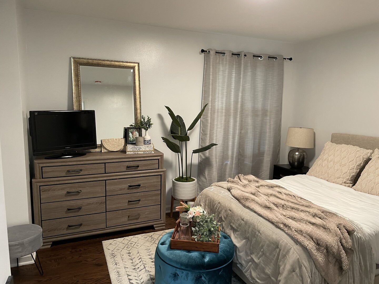 700 S Catherine Avenue, La Grange, IL 60525