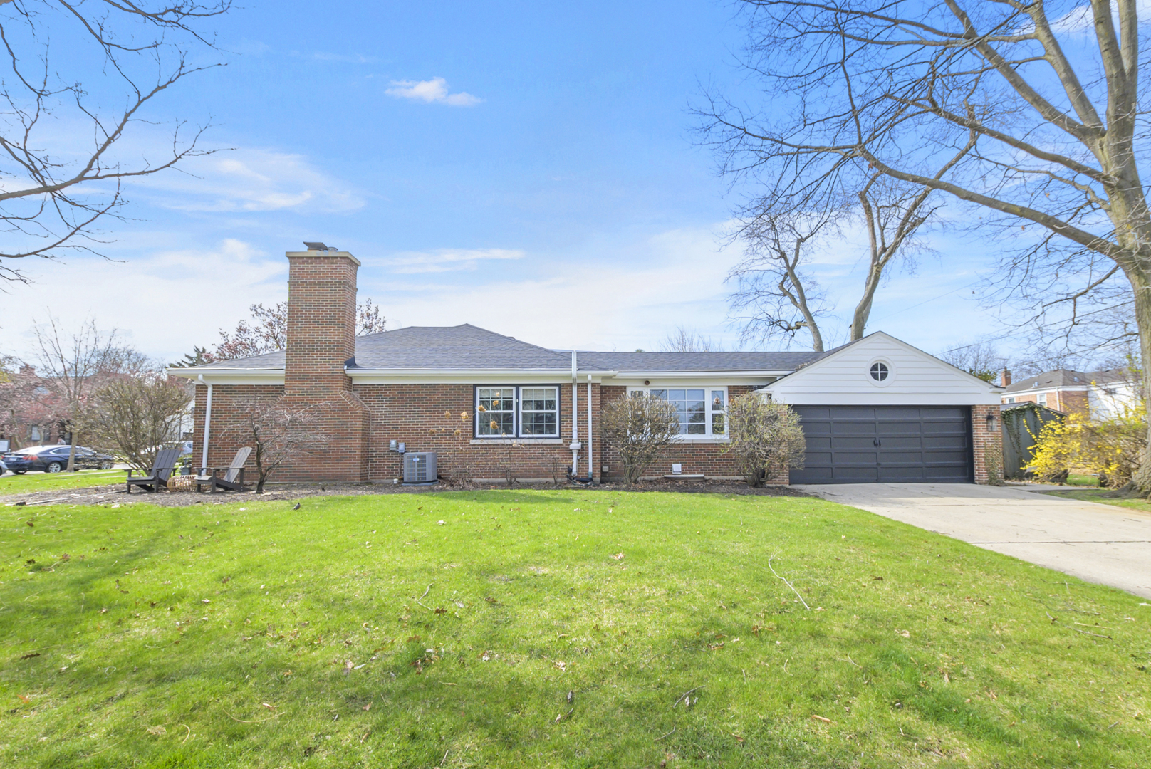 700 S Catherine Avenue, La Grange, IL 60525