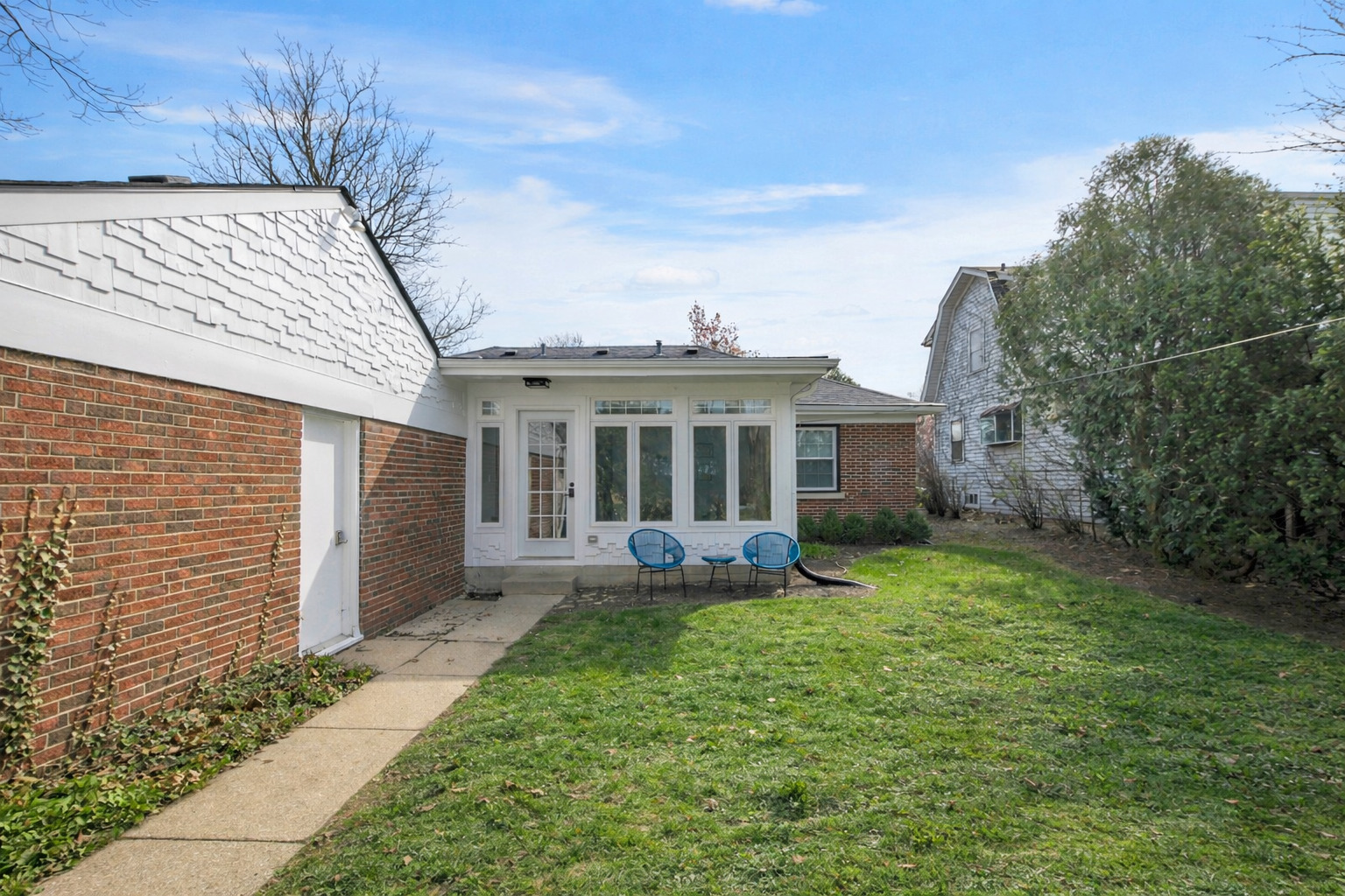 700 S Catherine Avenue, La Grange, IL 60525