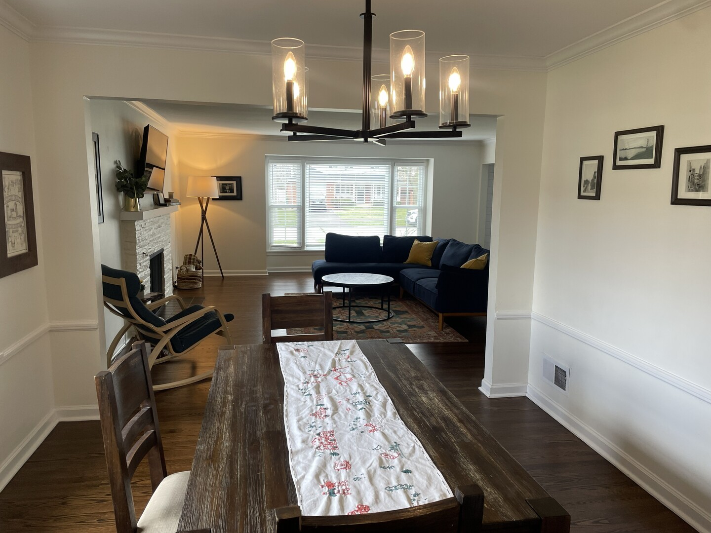 700 S Catherine Avenue, La Grange, IL 60525