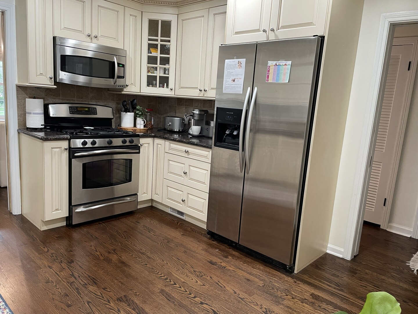 700 S Catherine Avenue, La Grange, IL 60525