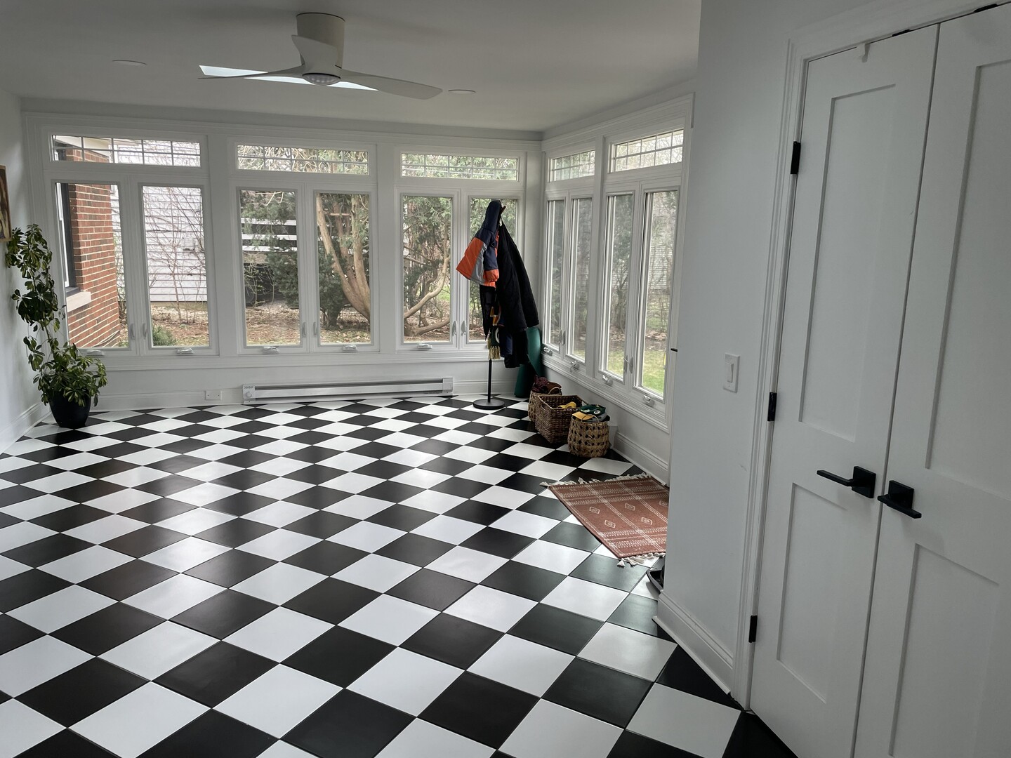 700 S Catherine Avenue, La Grange, IL 60525