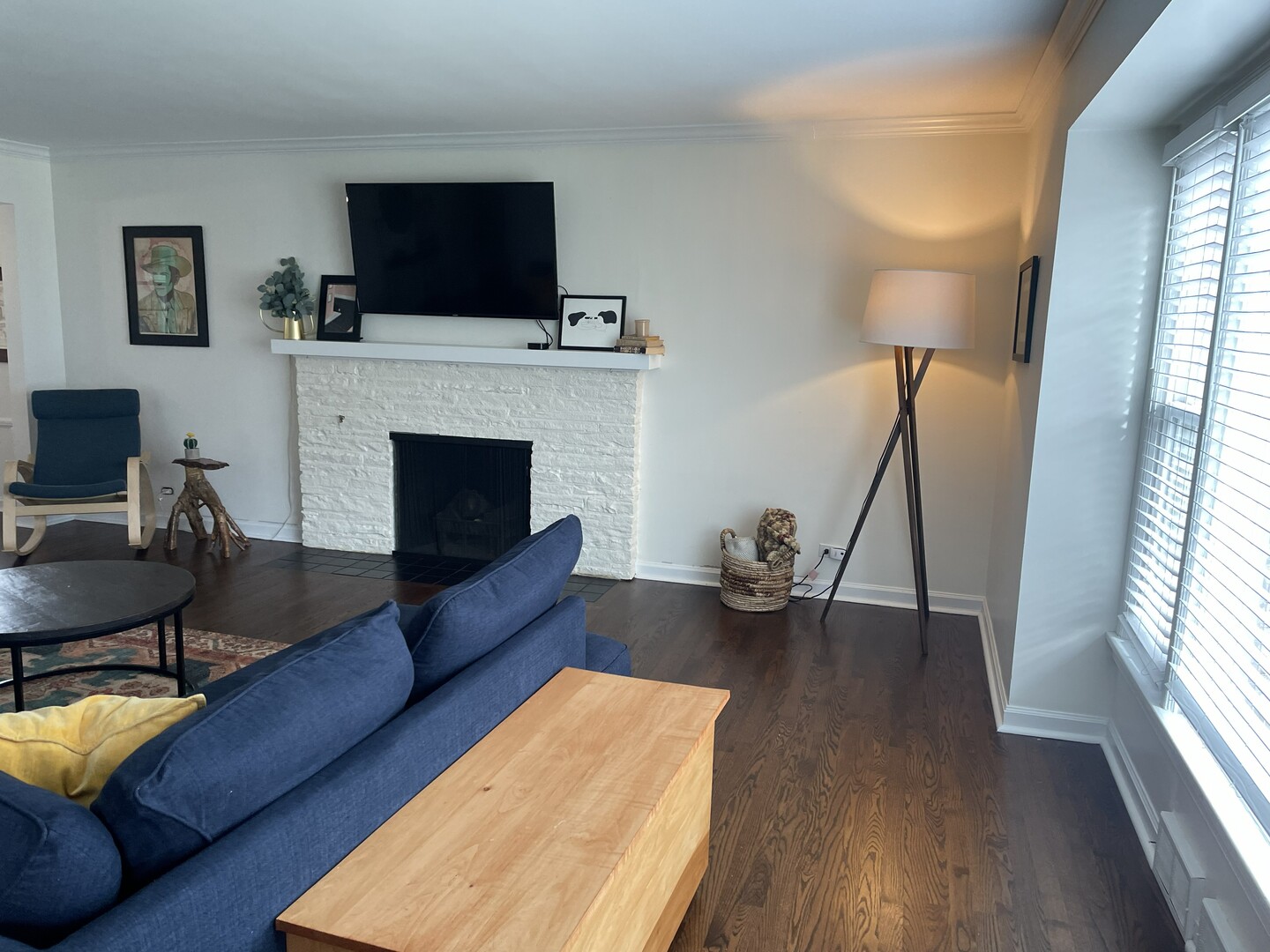 700 S Catherine Avenue, La Grange, IL 60525