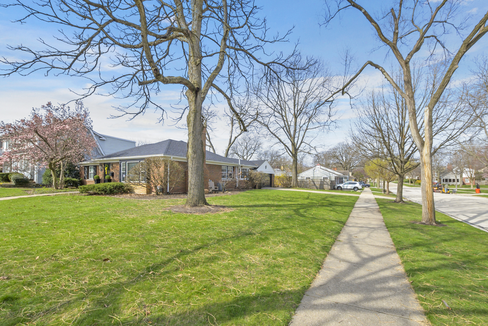 700 S Catherine Avenue, La Grange, IL 60525