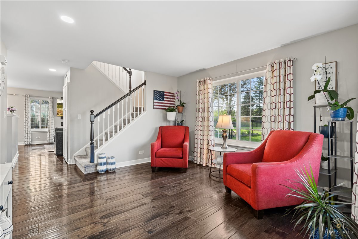 2847 Sorrel Row #1, Lake In The Hills, IL 60156