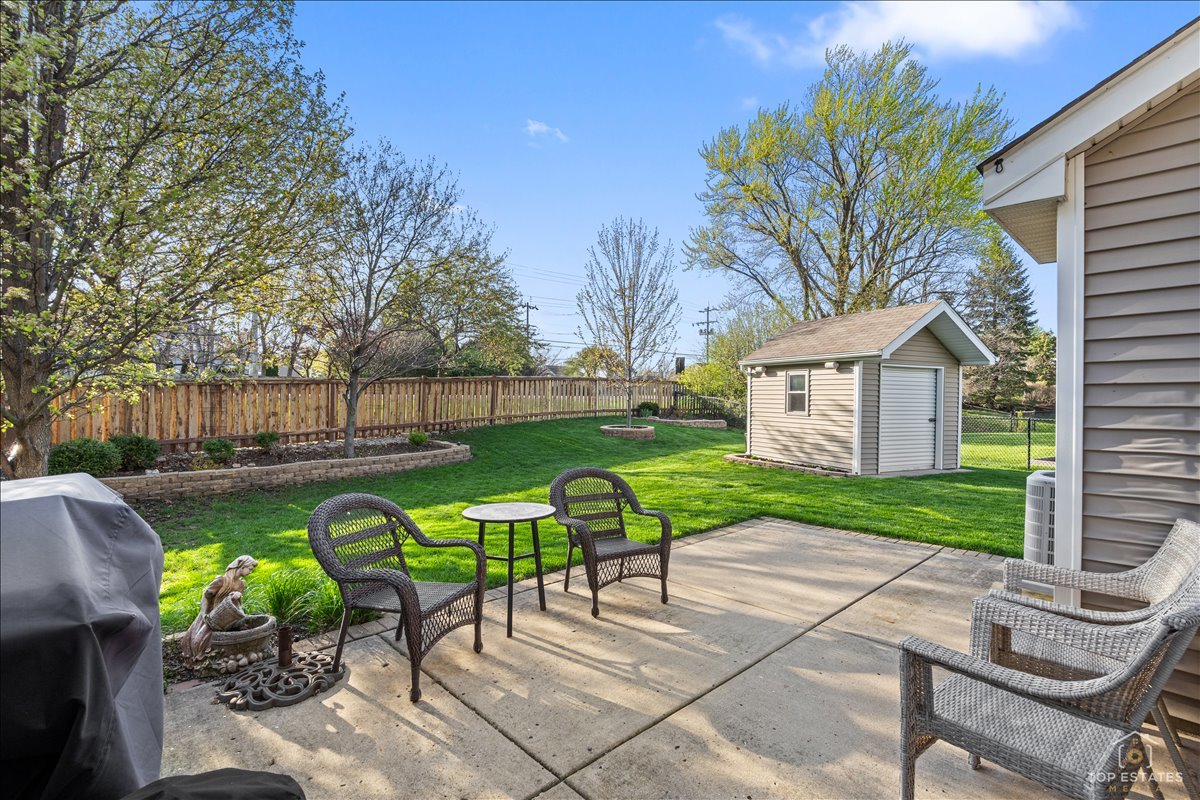 2847 Sorrel Row #1, Lake In The Hills, IL 60156