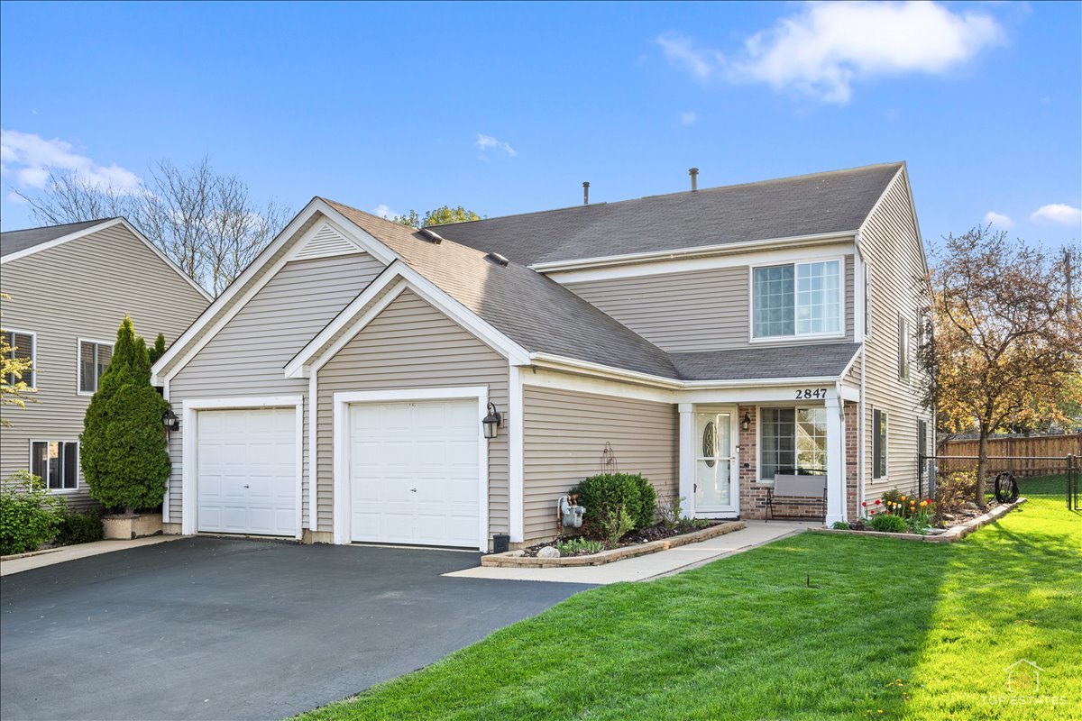 2847 Sorrel Row #1, Lake In The Hills, IL 60156