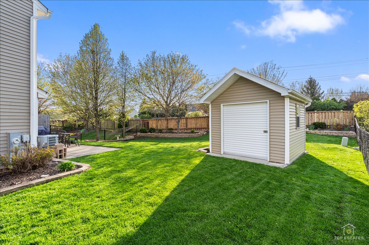 2847 Sorrel Row #1, Lake In The Hills, IL 60156