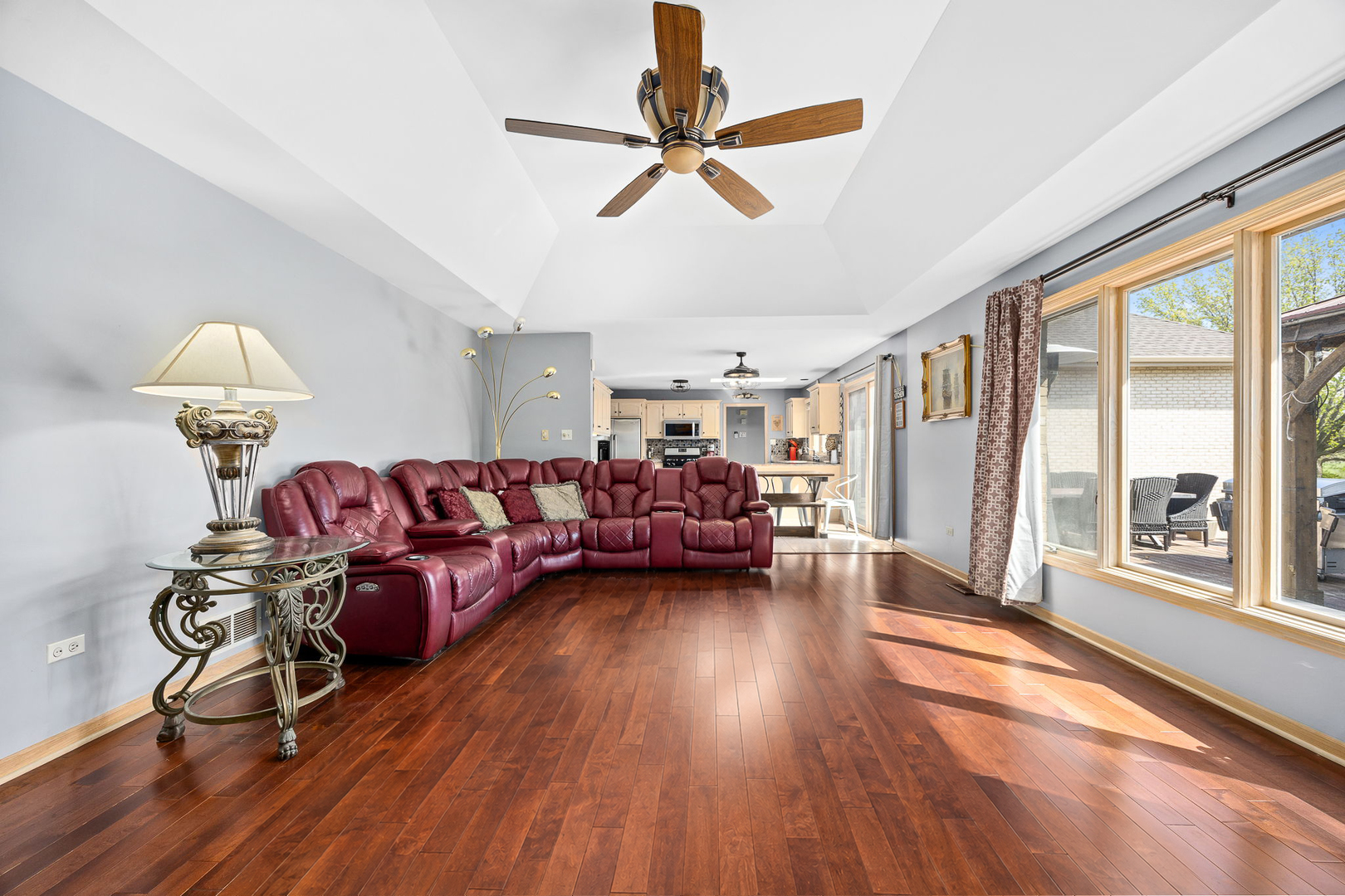 13201 Meadow Hill Lane, Lemont, IL 60439