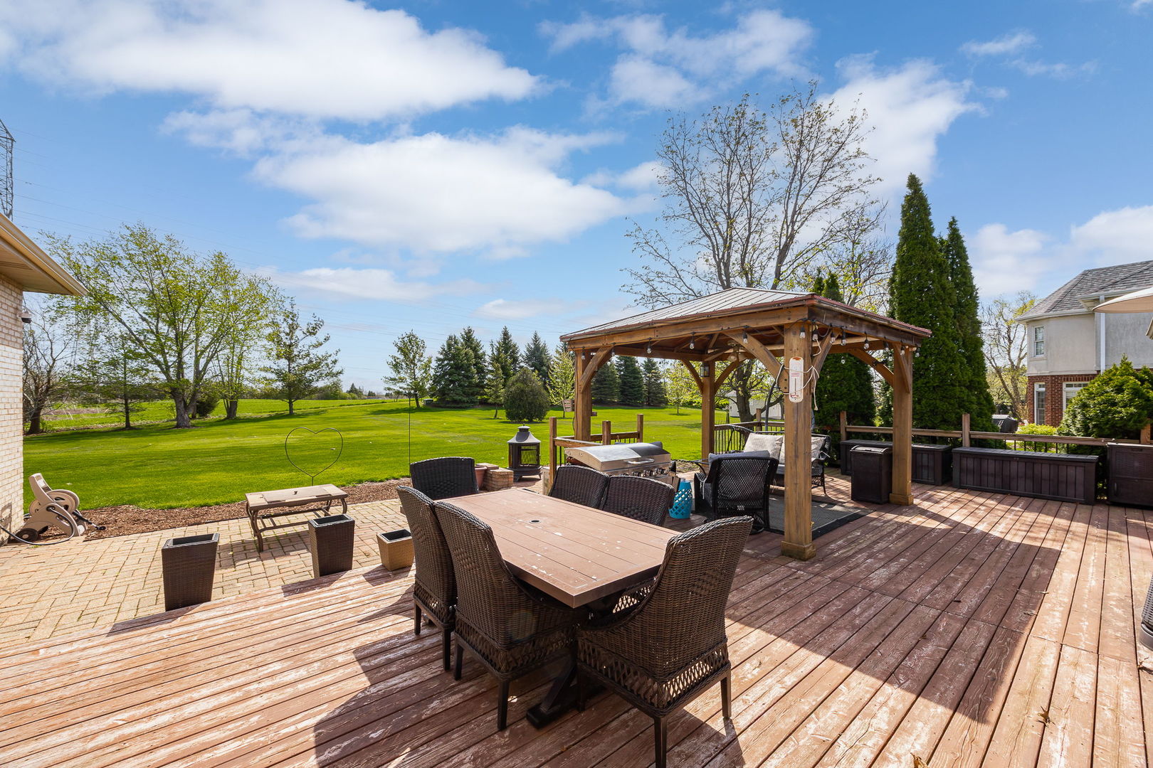 13201 Meadow Hill Lane, Lemont, IL 60439