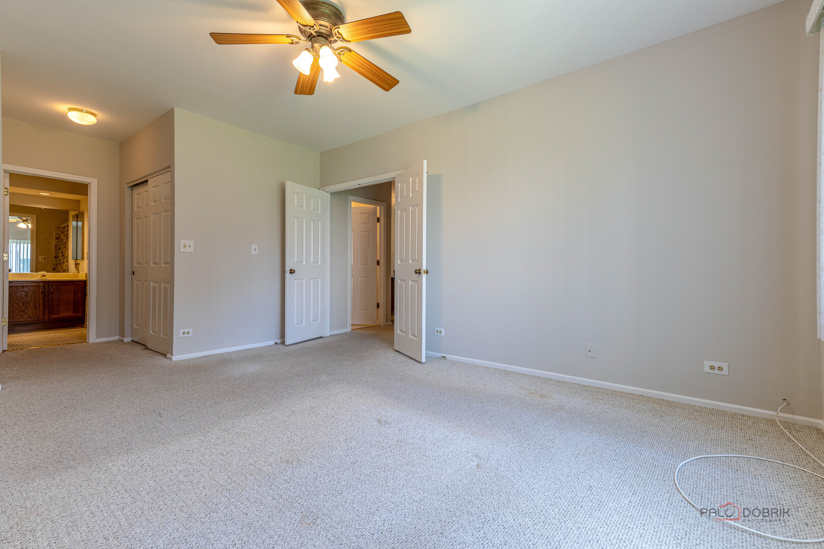 1090 Pine Tree Circle, Buffalo Grove, IL 60089