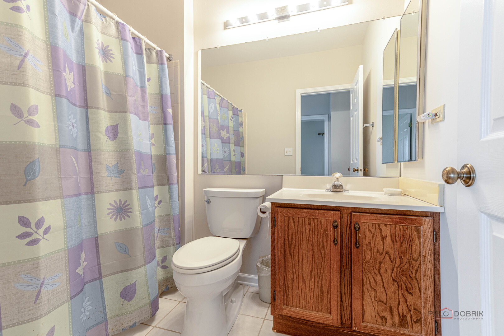 1090 Pine Tree Circle, Buffalo Grove, IL 60089