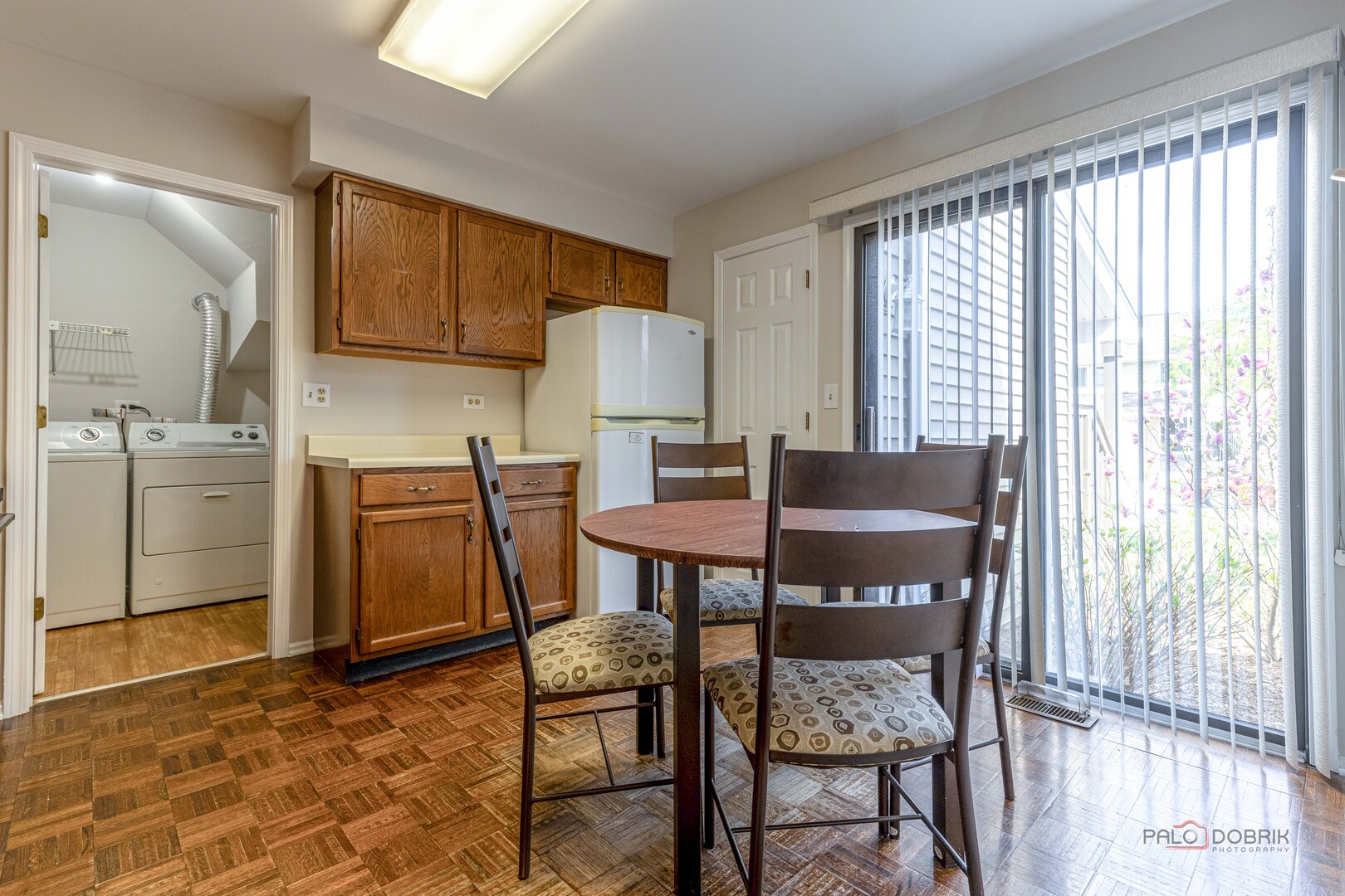 1090 Pine Tree Circle, Buffalo Grove, IL 60089