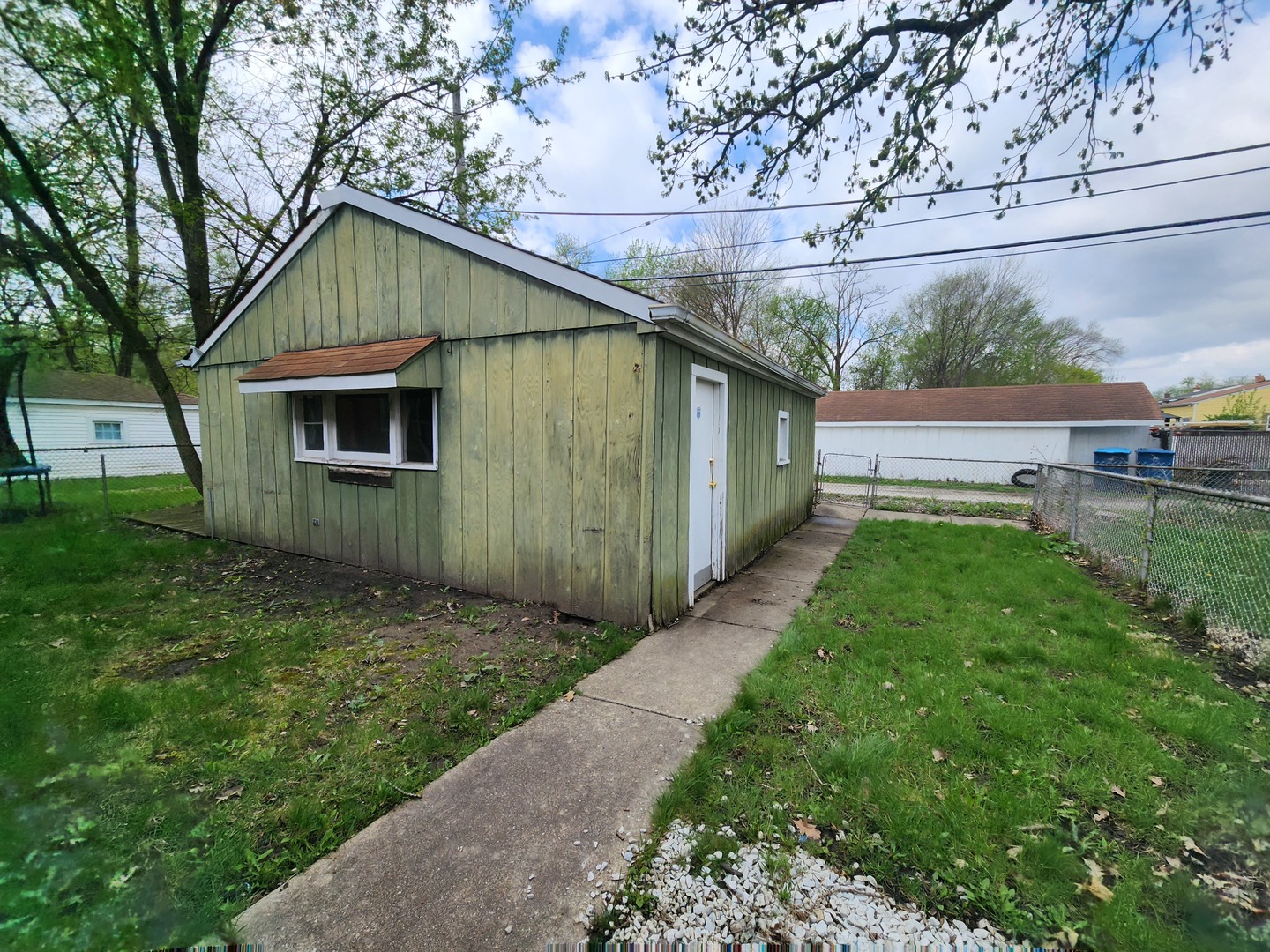 1568 Wentworth Avenue, Calumet City, IL 60409