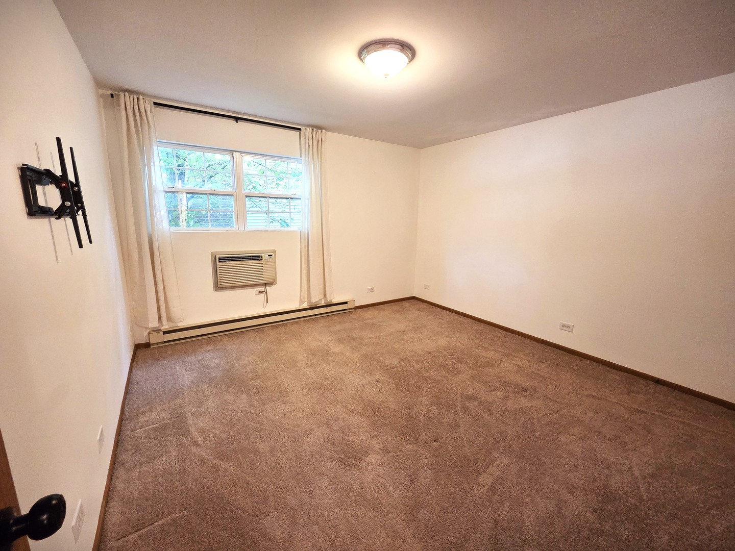 440 Cunat Boulevard #2F, Richmond, IL 60071