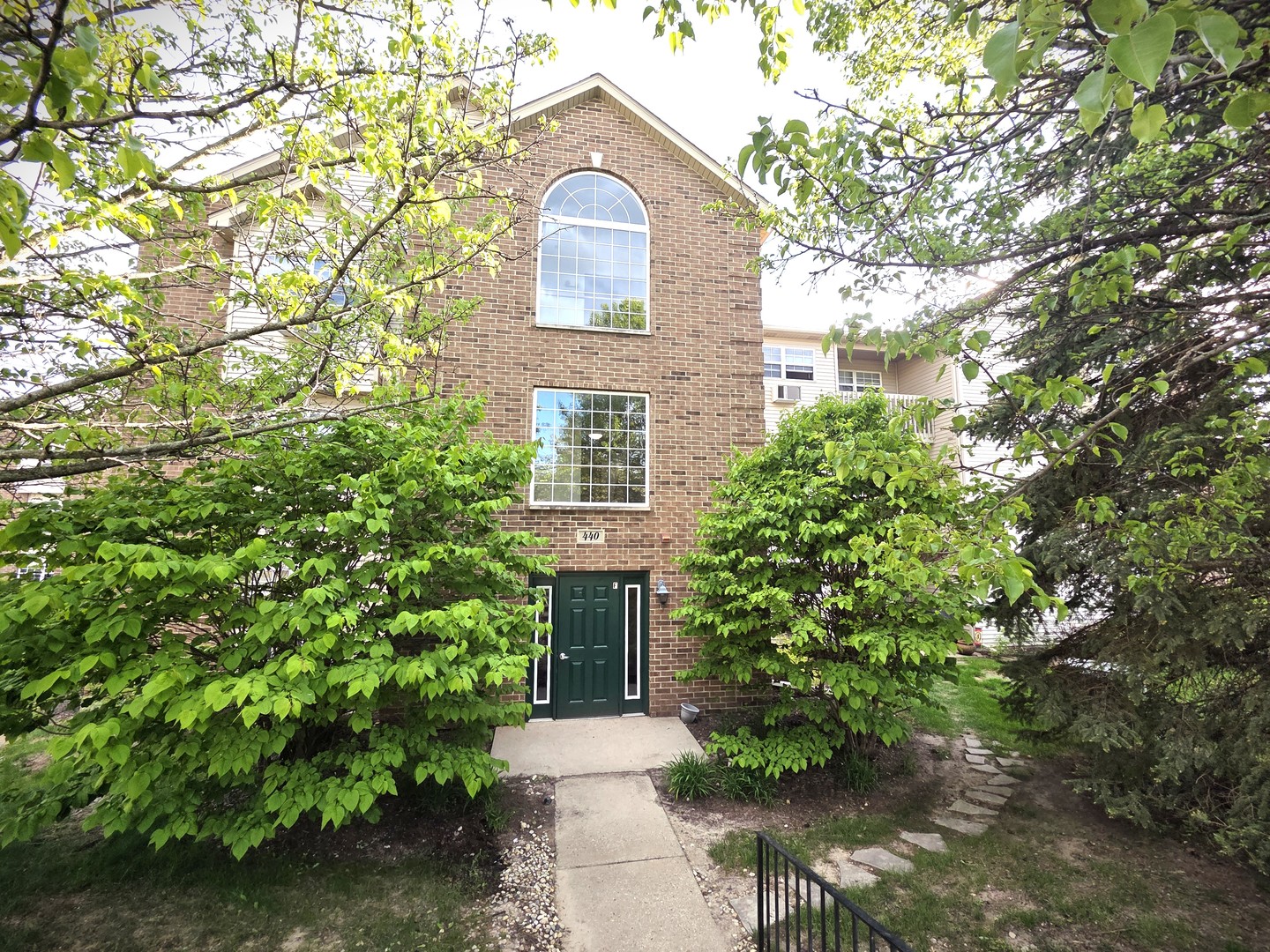 440 Cunat Boulevard #2F, Richmond, IL 60071
