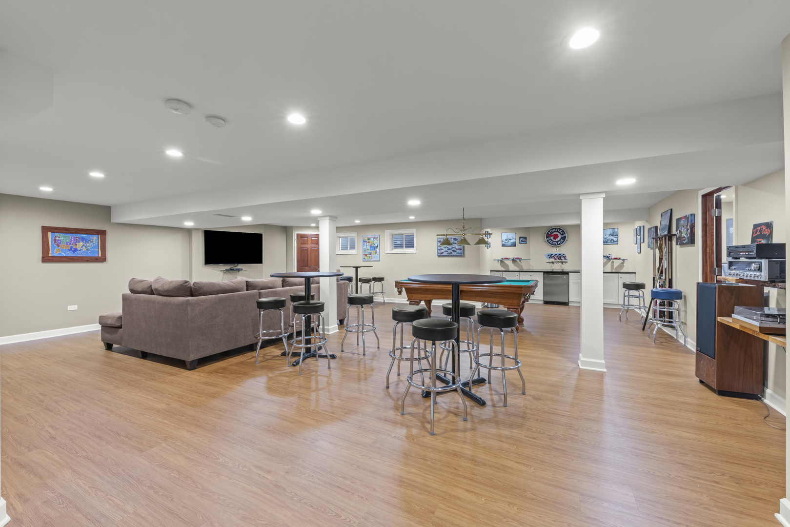 14220 S 88th Avenue, Orland Park, IL 60462
