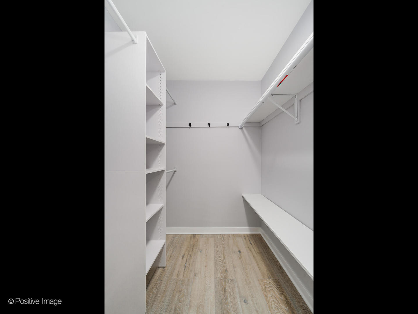 3550 N Lake Shore Drive #806, Chicago, IL 60657