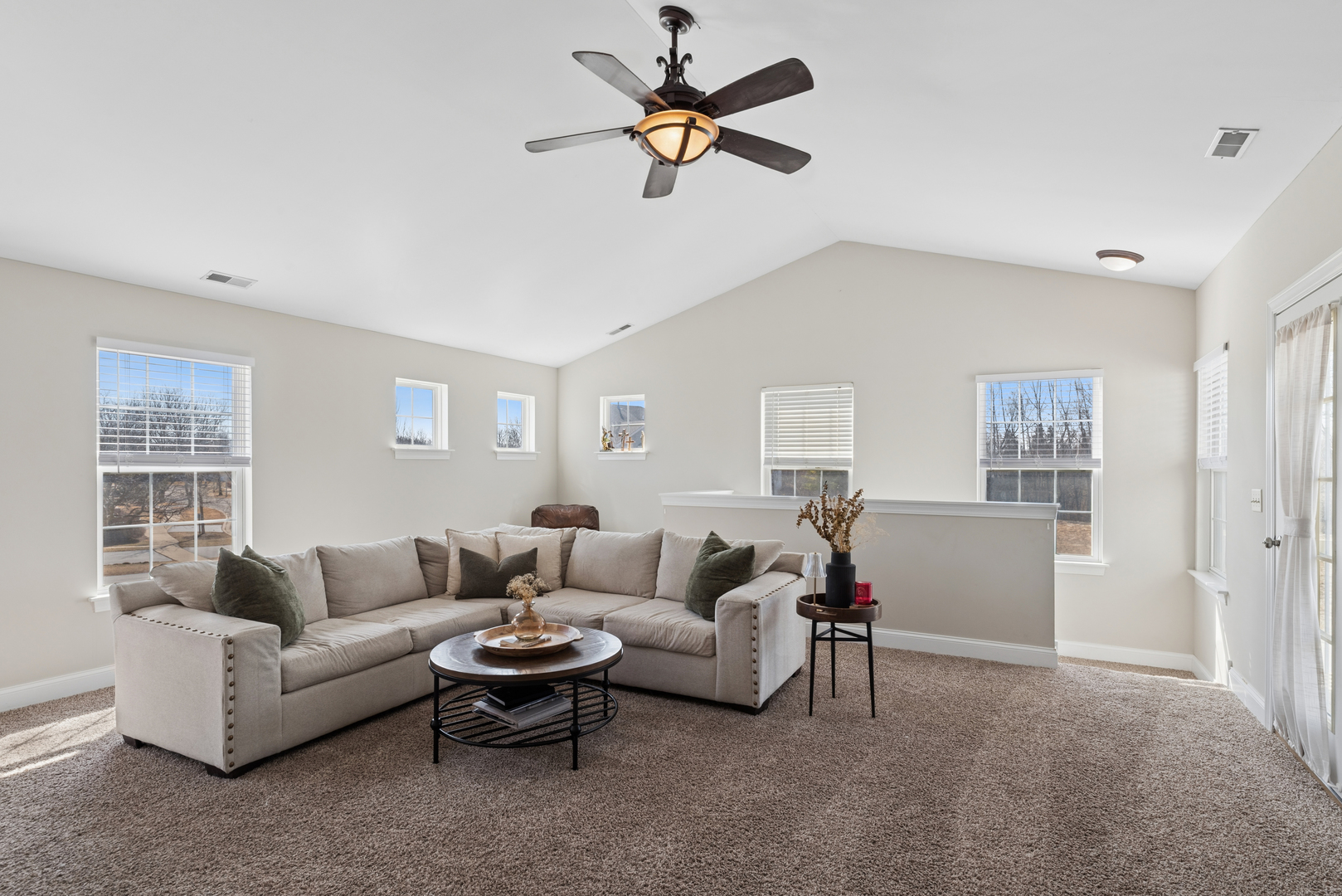 222 Bakers Drive #222, Lakemoor, IL 60051