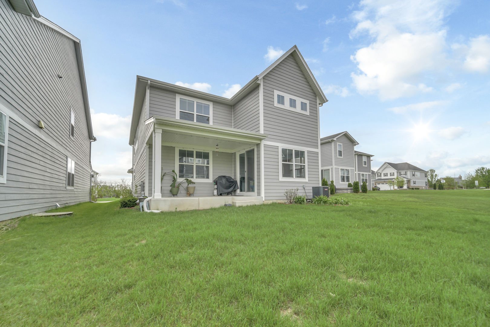 5 Nelson Lane, Hawthorn Woods, IL 60047