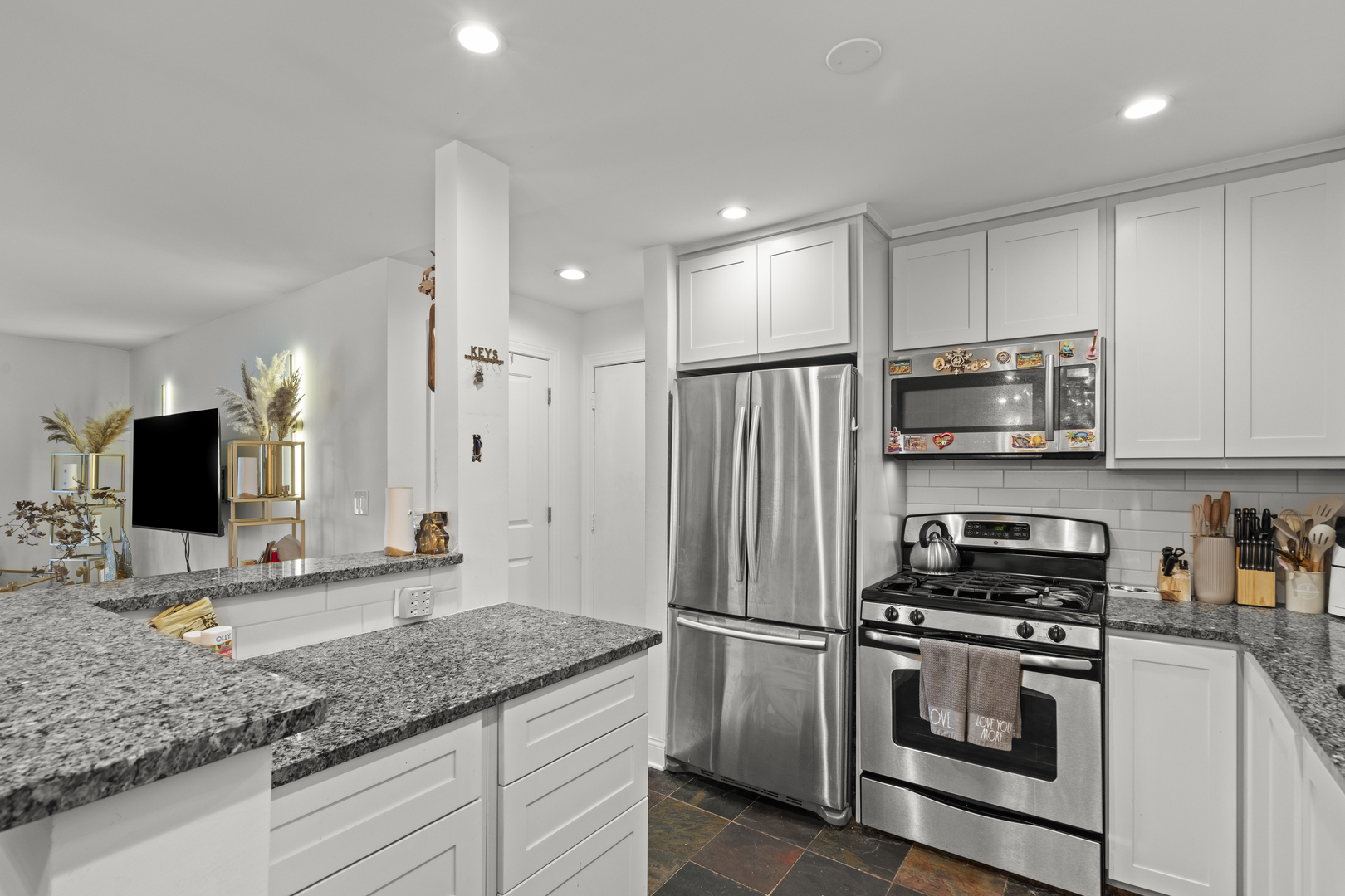 9S220 S Frontage Road #210, Willowbrook, IL 60527